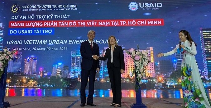 TP.HCM khởi động dự án về năng lượng phân tán đô thị