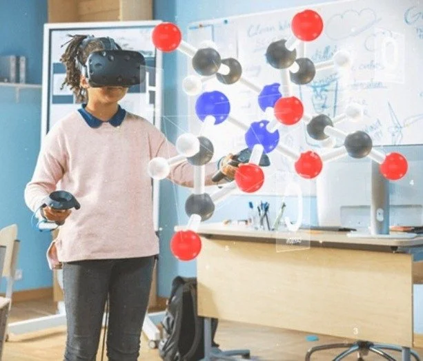 Ứng dụng Công nghệ 4.0 trong quản lý đào tạo, dạy và học cho giáo dục đại học