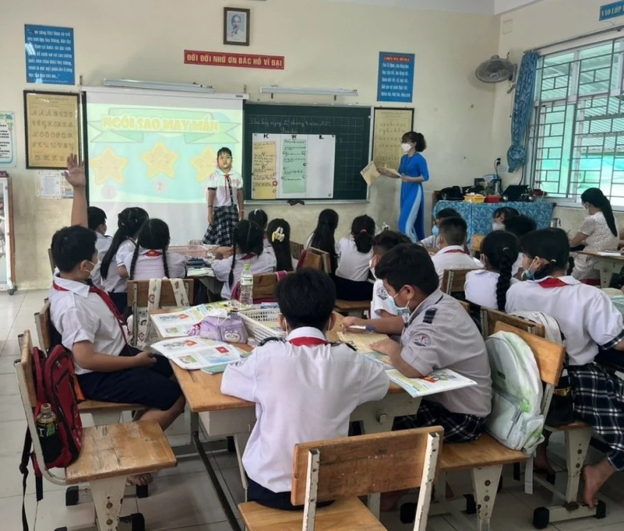 Vận dụng mô hình Lớp học đảo ngược vào dạy học nhằm phát triển năng lực tự học cho học sinh lớp 3