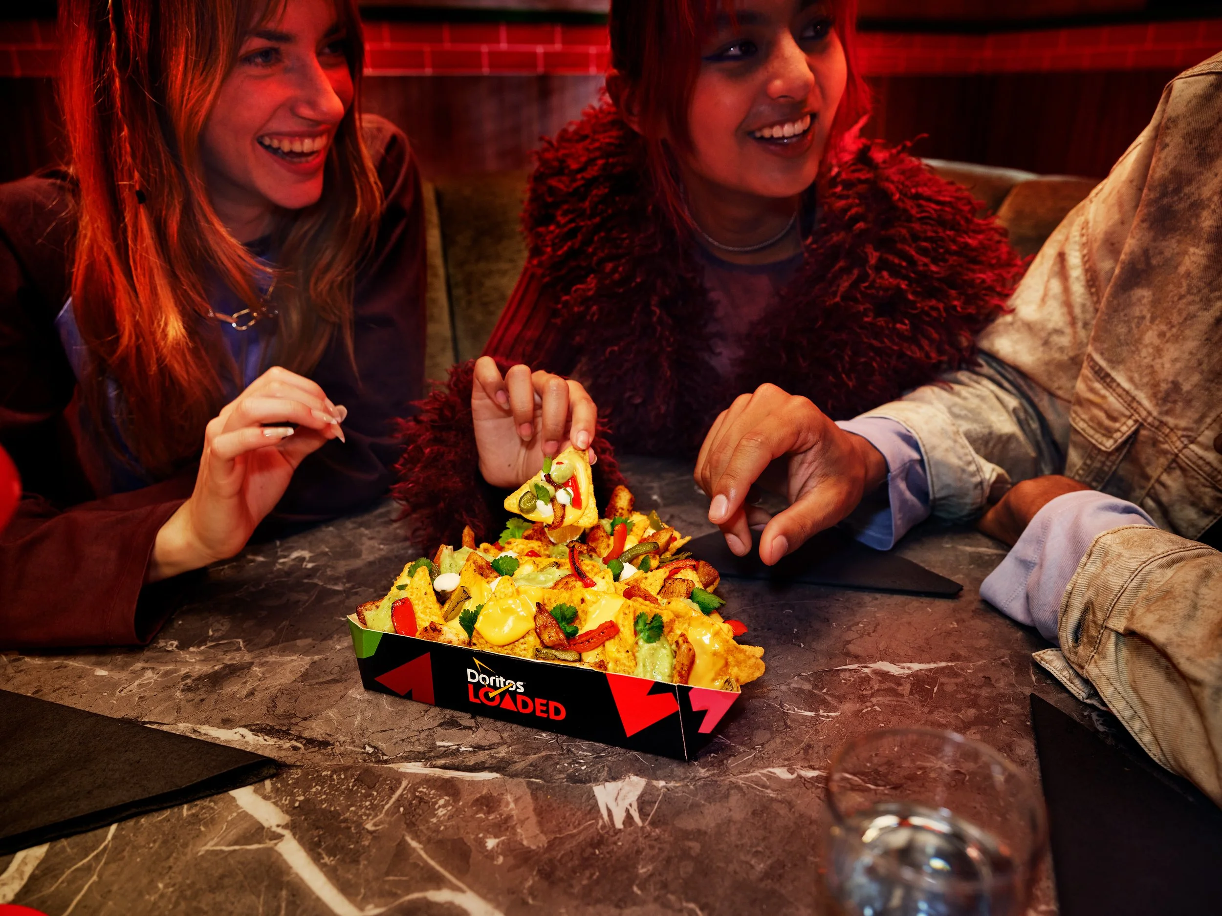 260601_DORITOS_LOADED_SHARE_LOADED_CHICKEN_TRAY_0217.jpg