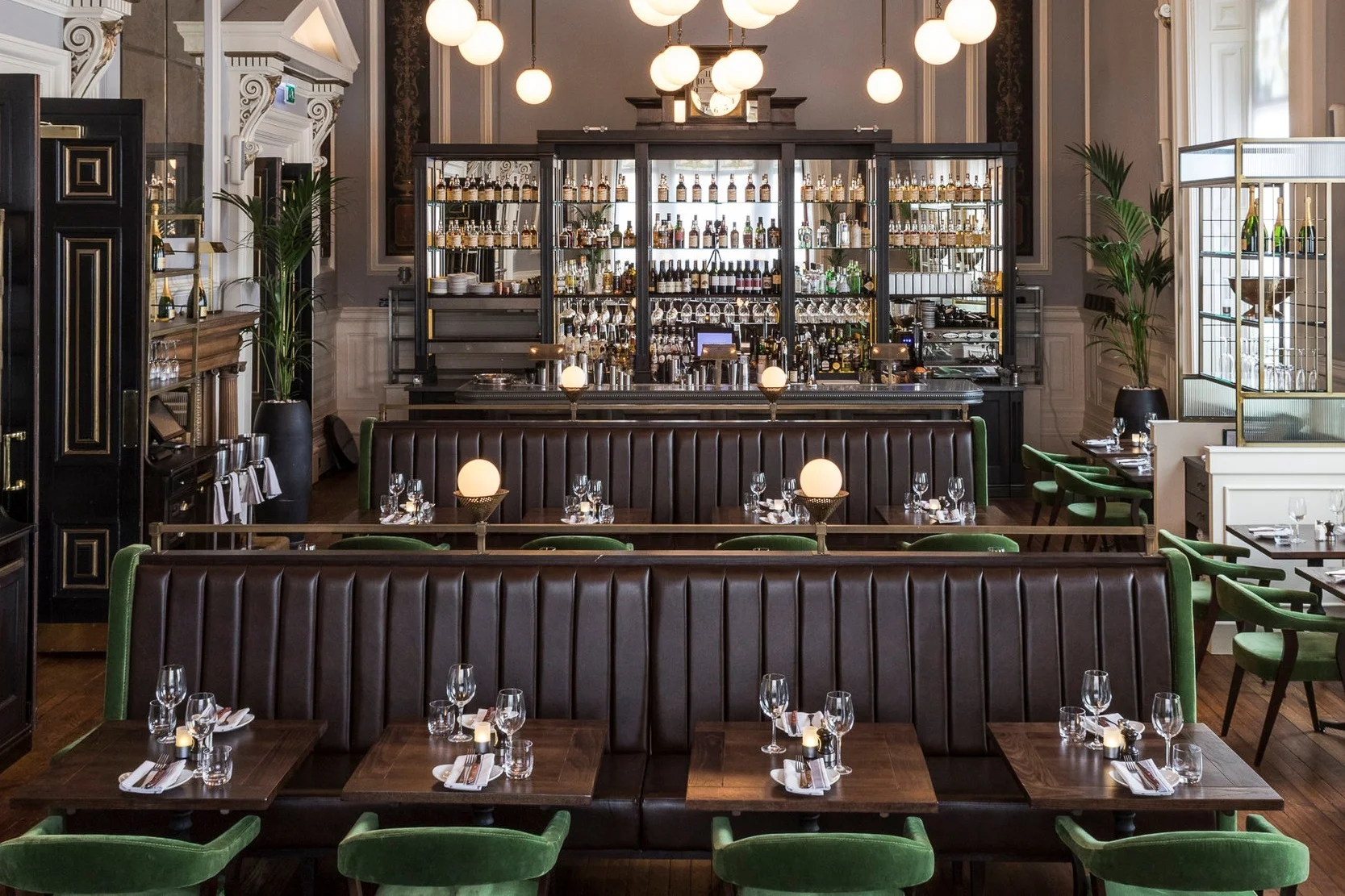 HUTCHESONS CITY GRILL