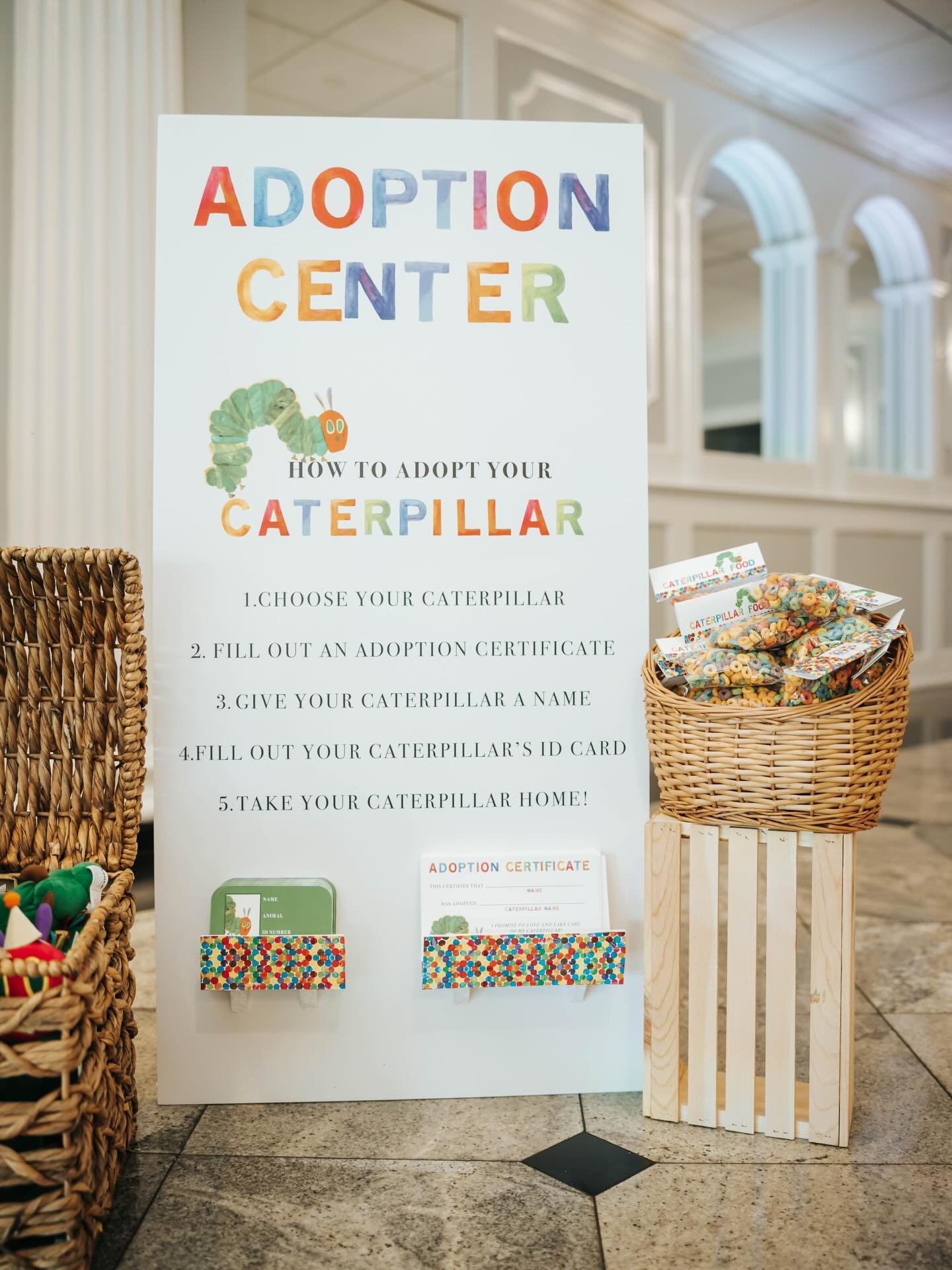 The cutest favor station 🐛&hearts;️ 

One of my favorite parts of planning Giancarlo&rsquo;s birthday party was creating the Adoption Center for the kids. If it fits with your theme, a pet adoption makes such a fun and cute favor for all! Each kid g