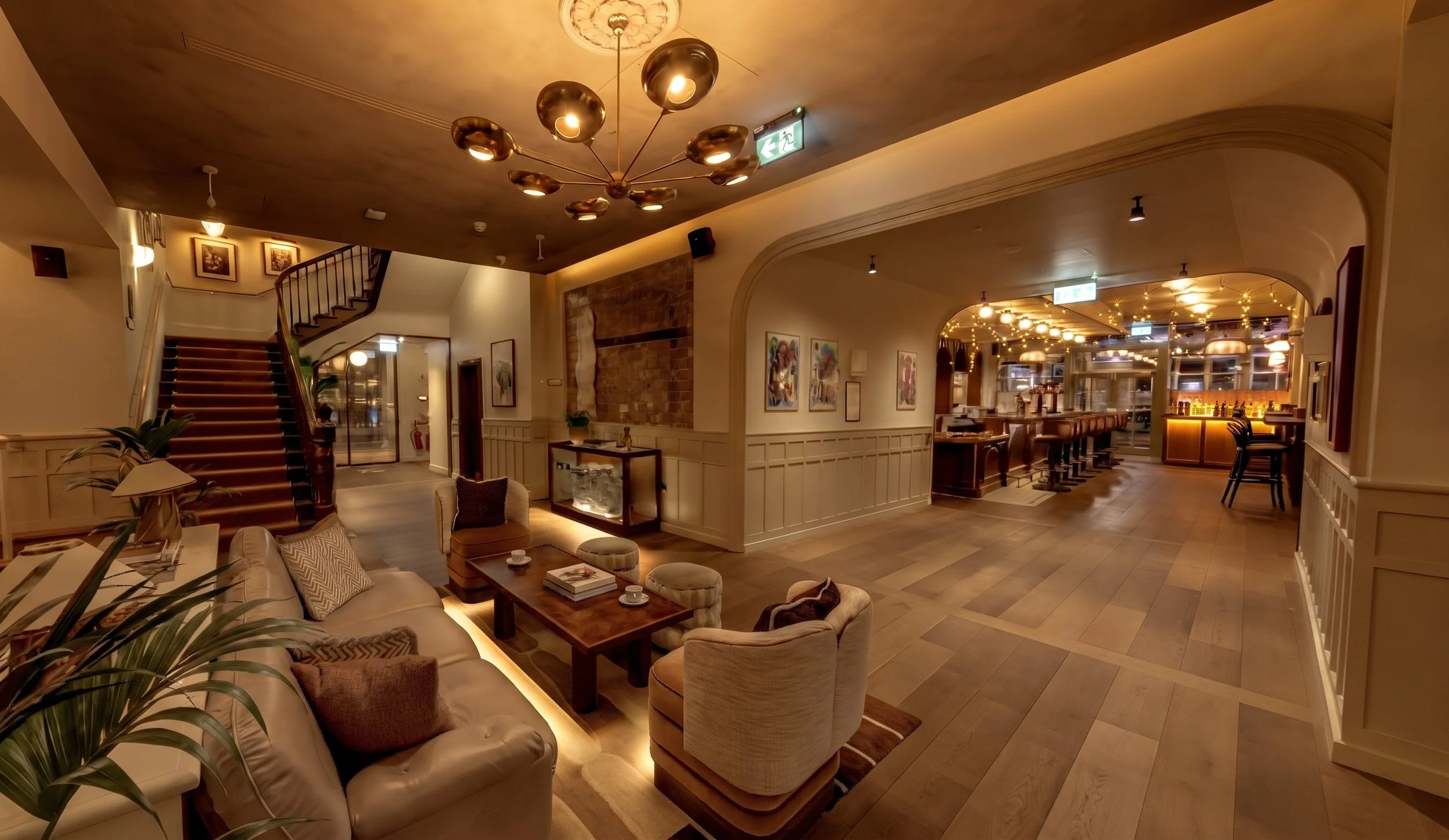 Hoxton-Hotel-2.jpg