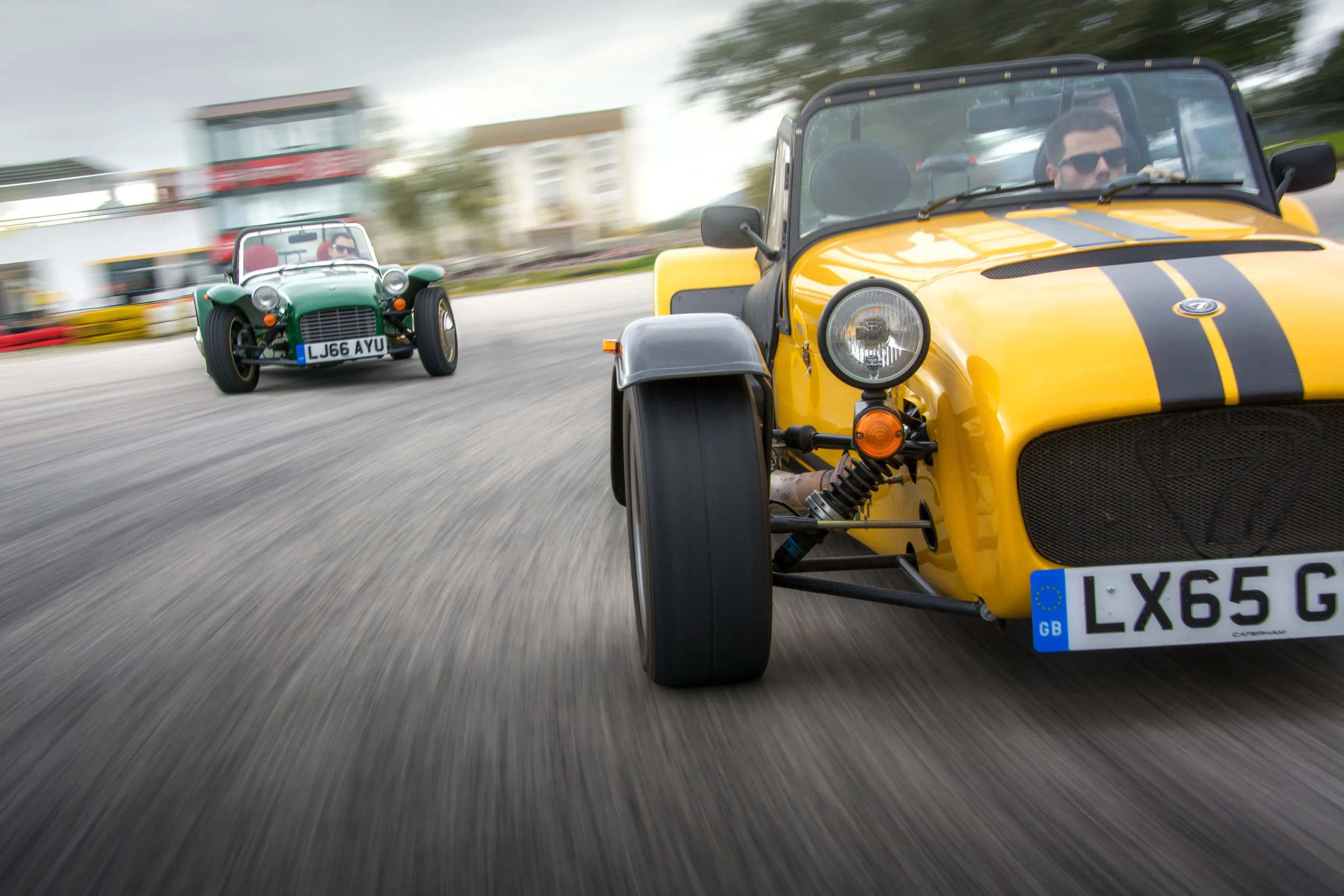 Caterham Seven Sprint vs. Seven 485s.JPG