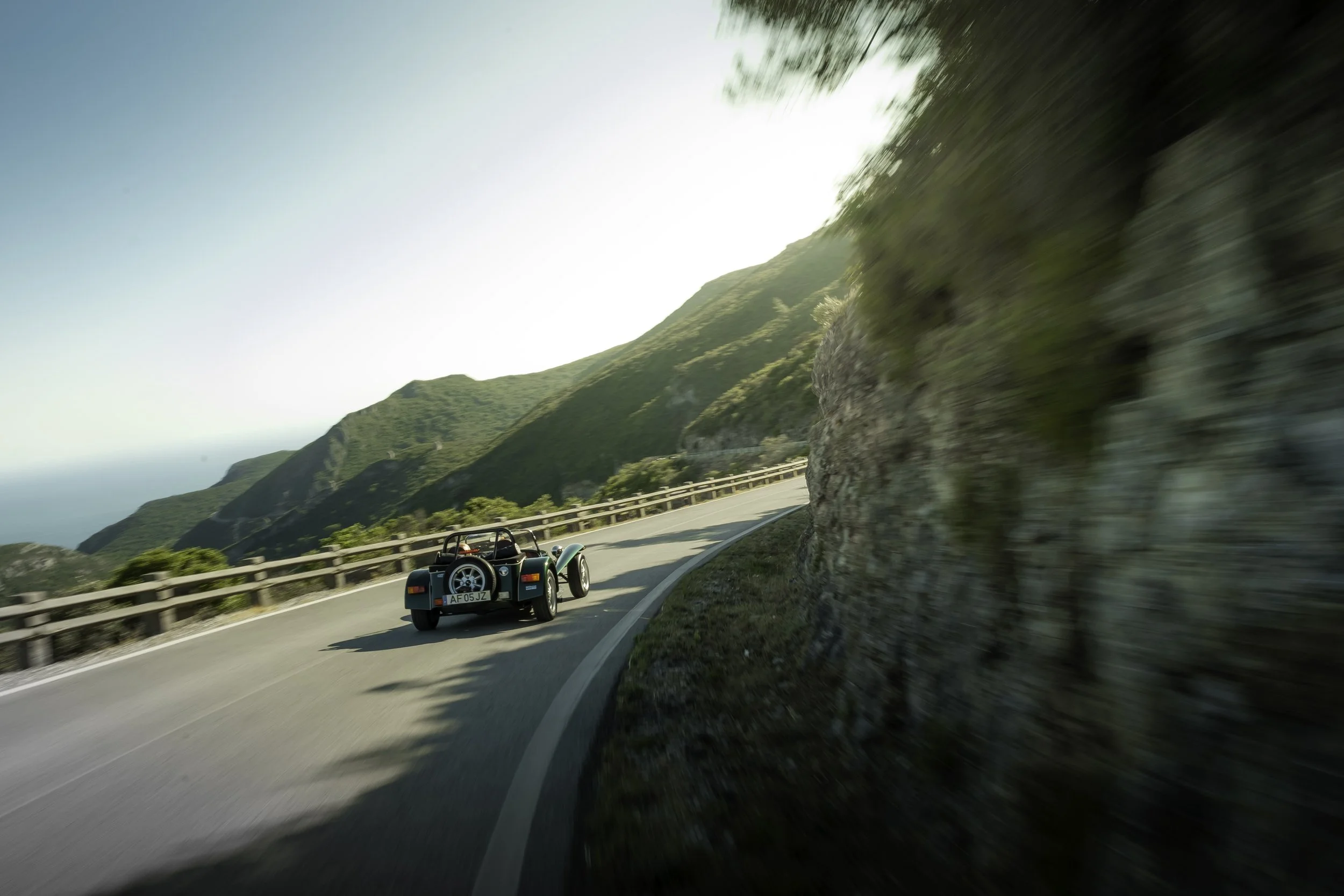 Caterham Chassis 1-13.JPG