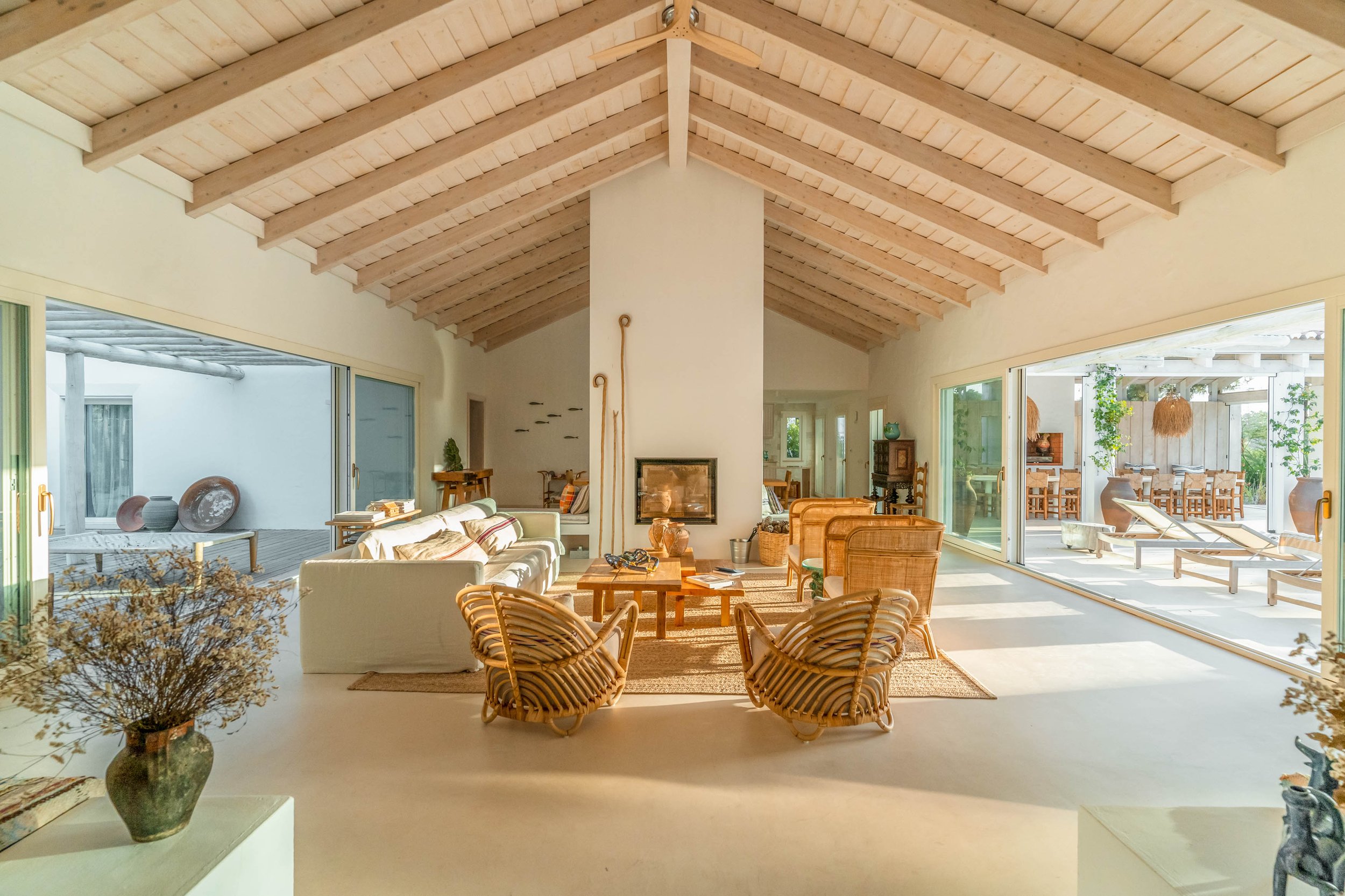 Carvalhal Beach House Med. Res-64.JPG