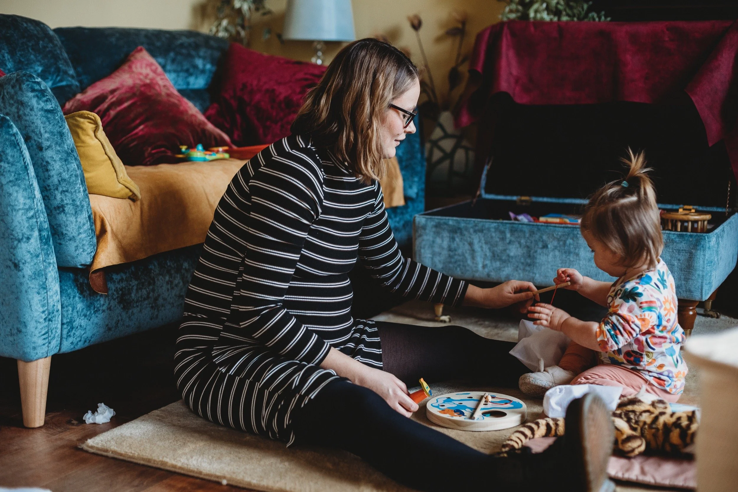 -bristol-somerset-clevedon-natural-maternity-at-home-session77- abigail-oliver-photography.jpg