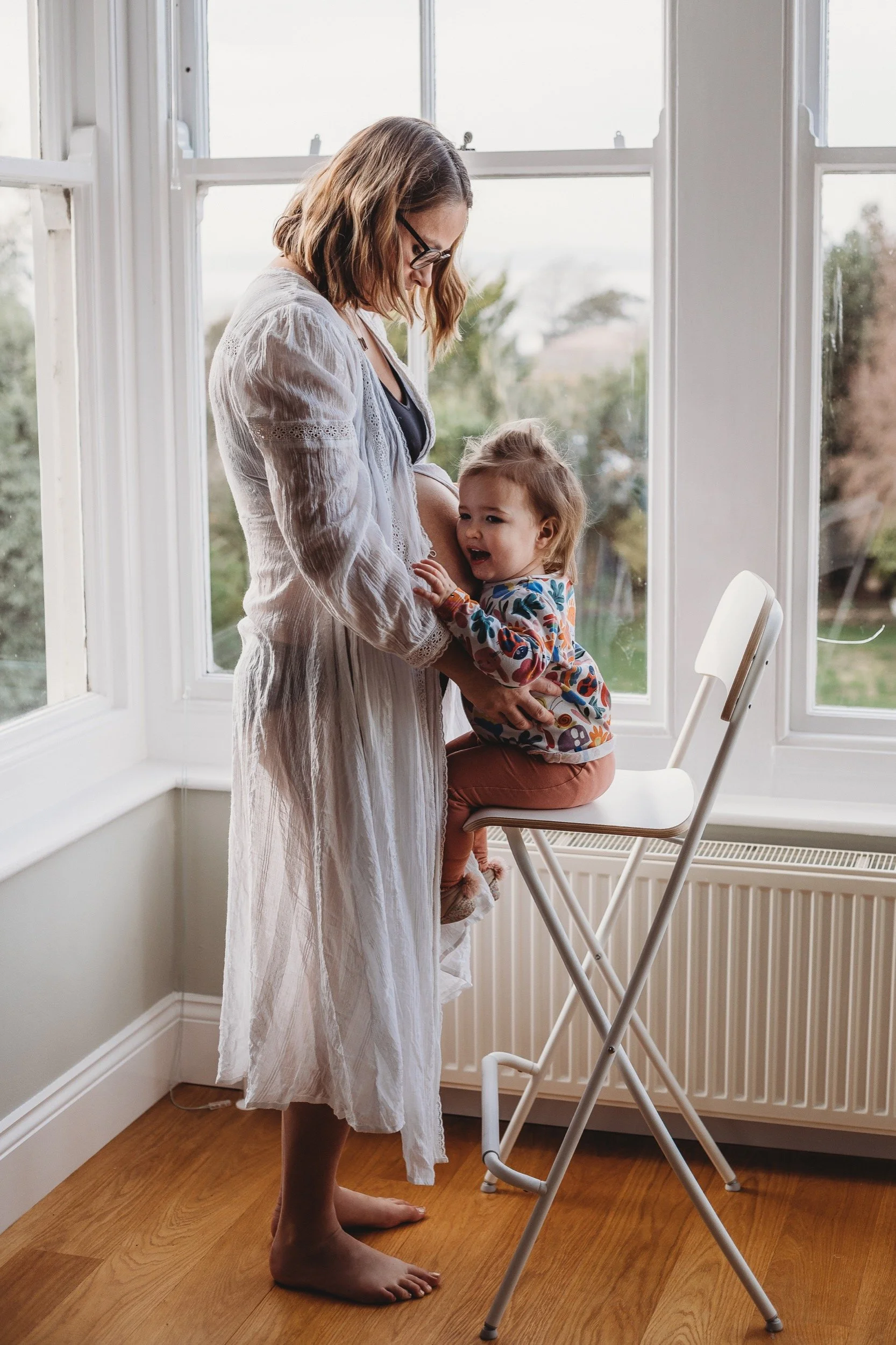 -bristol-somerset-clevedon-natural-maternity-at-home-session39- abigail-oliver-photography.jpg