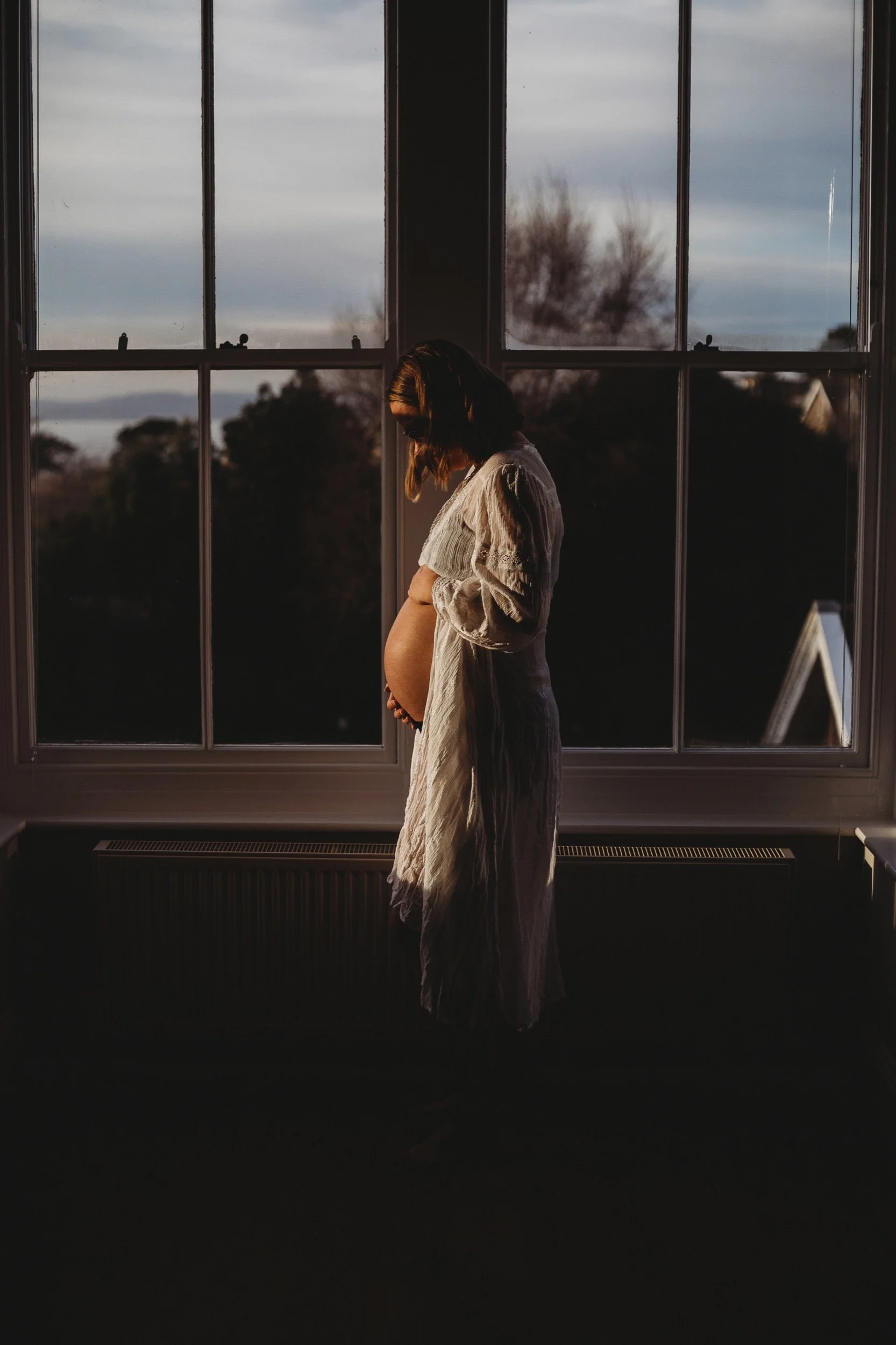 -bristol-somerset-clevedon-natural-maternity-at-home-session55- abigail-oliver-photography.jpg