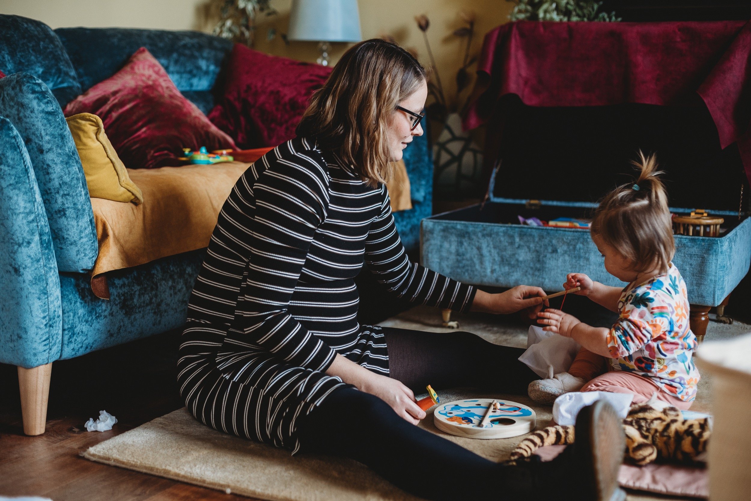 -bristol-somerset-clevedon-natural-maternity-at-home-session77- abigail-oliver-photography.jpg