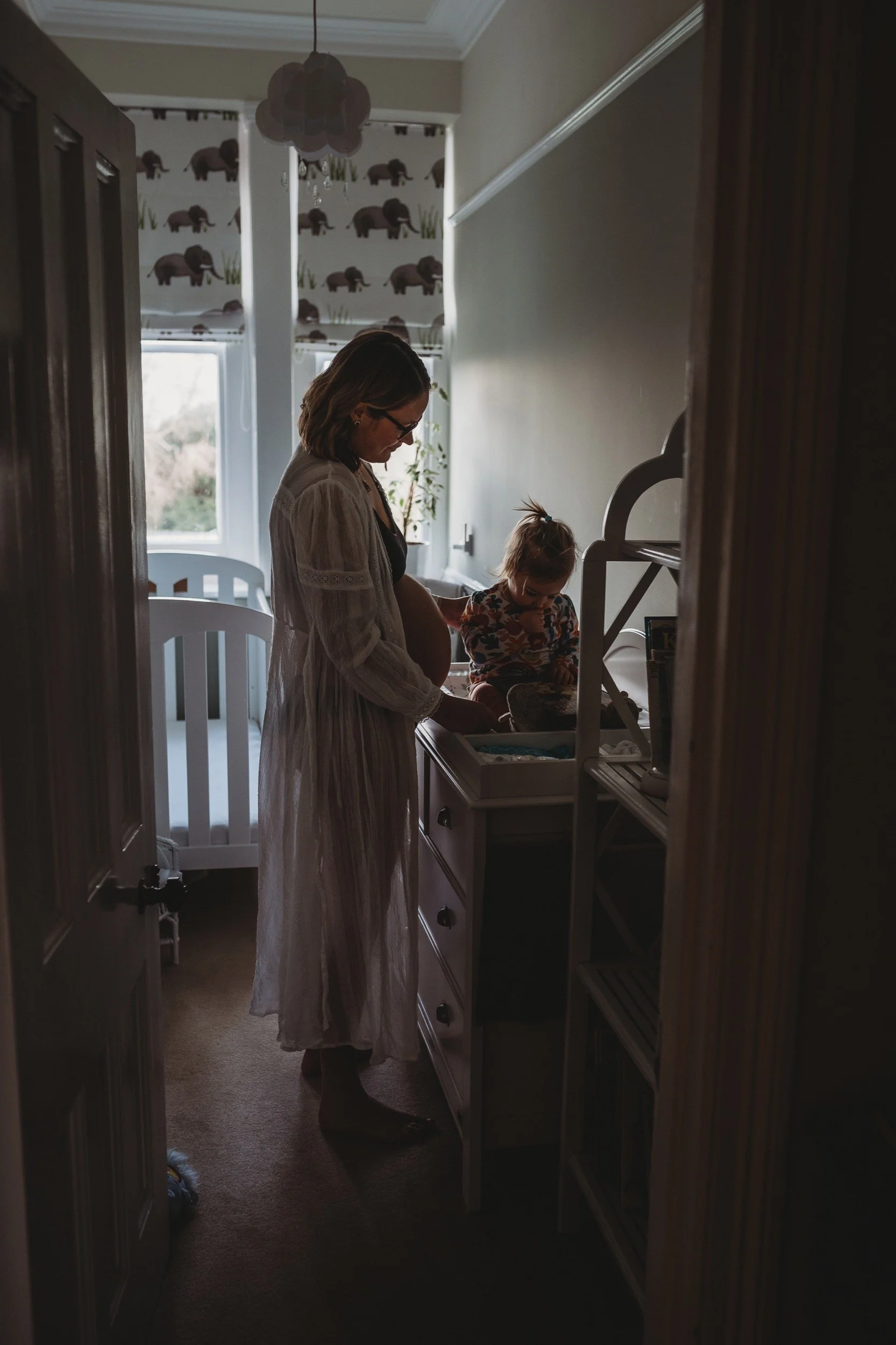 -bristol-somerset-clevedon-natural-maternity-at-home-session44- abigail-oliver-photography.jpg