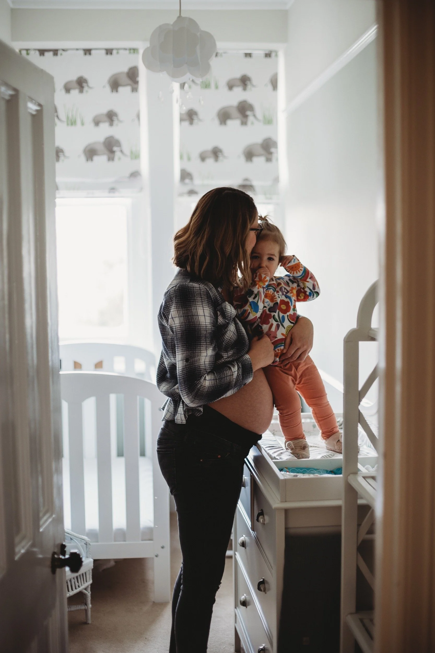 -bristol-somerset-clevedon-natural-maternity-at-home-session2- abigail-oliver-photography.jpg