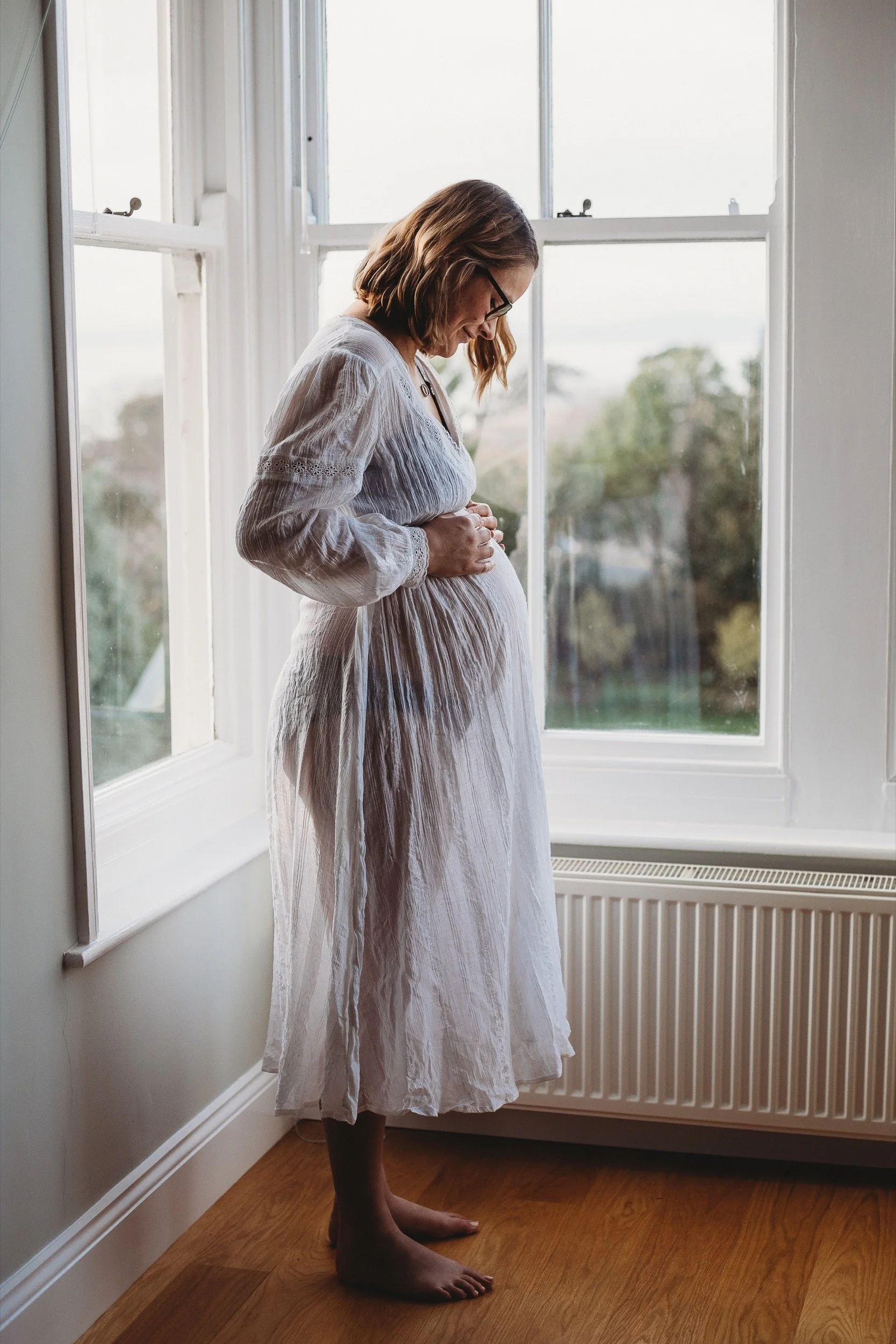-bristol-somerset-clevedon-natural-maternity-at-home-session47- abigail-oliver-photography.jpg