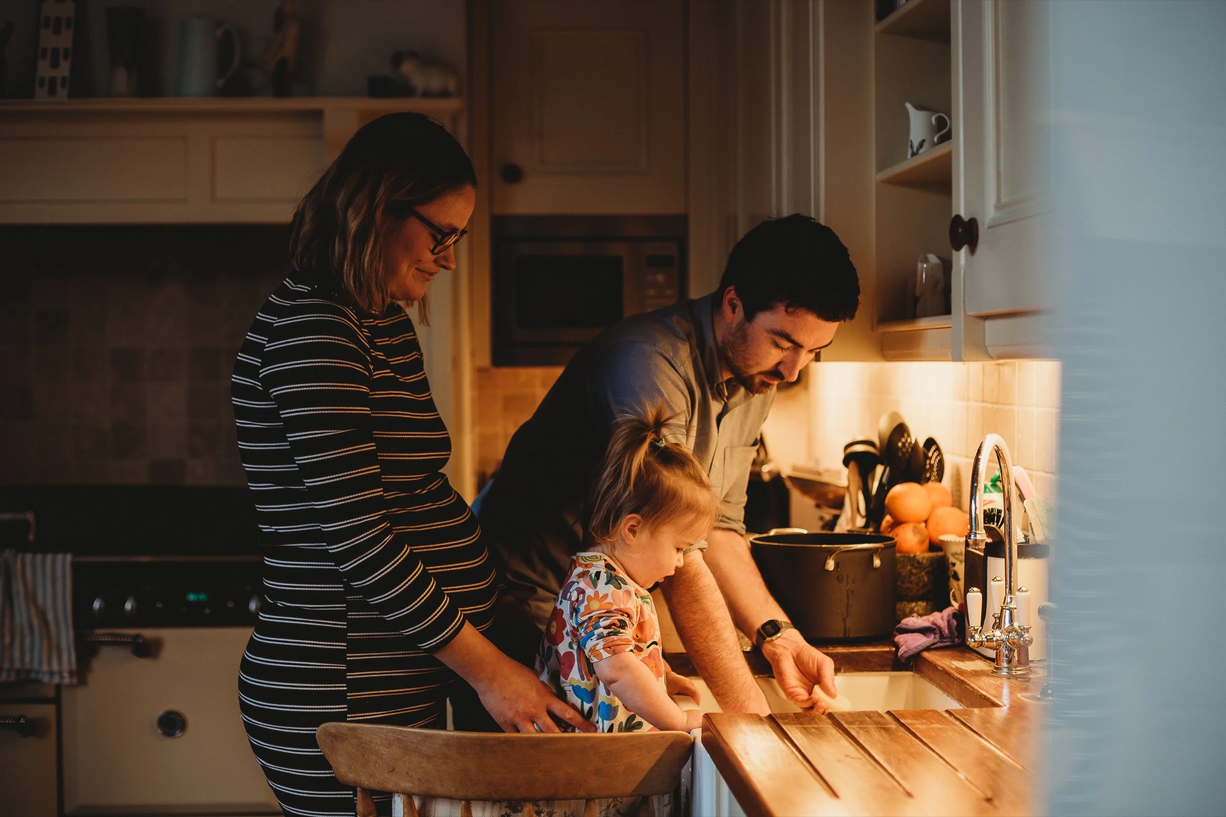 -bristol-somerset-clevedon-natural-maternity-at-home-session75- abigail-oliver-photography.jpg