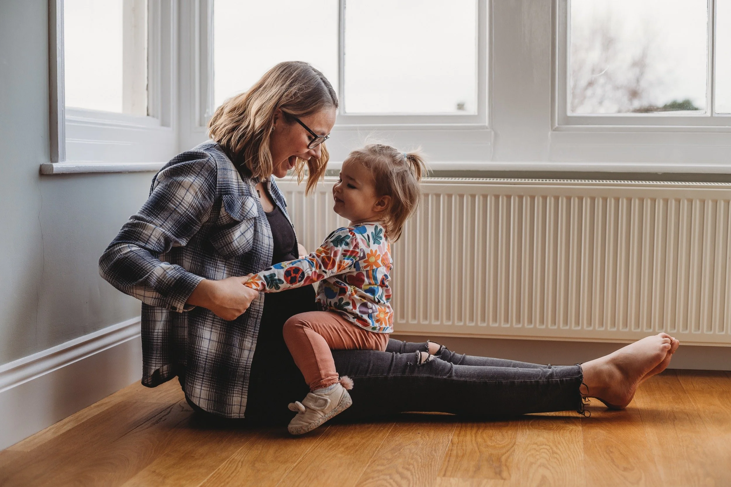 -bristol-somerset-clevedon-natural-maternity-at-home-session33- abigail-oliver-photography.jpg