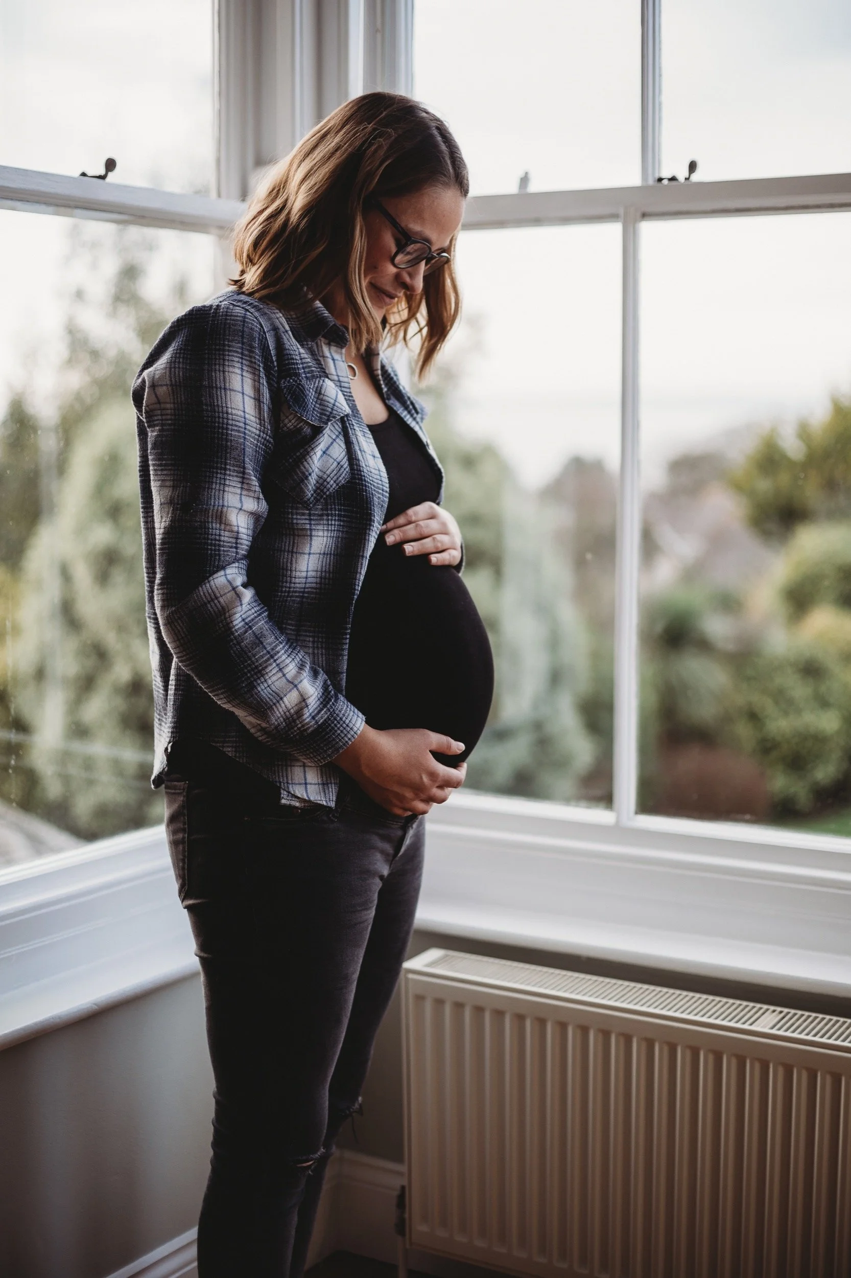 -bristol-somerset-clevedon-natural-maternity-at-home-session29- abigail-oliver-photography.jpg