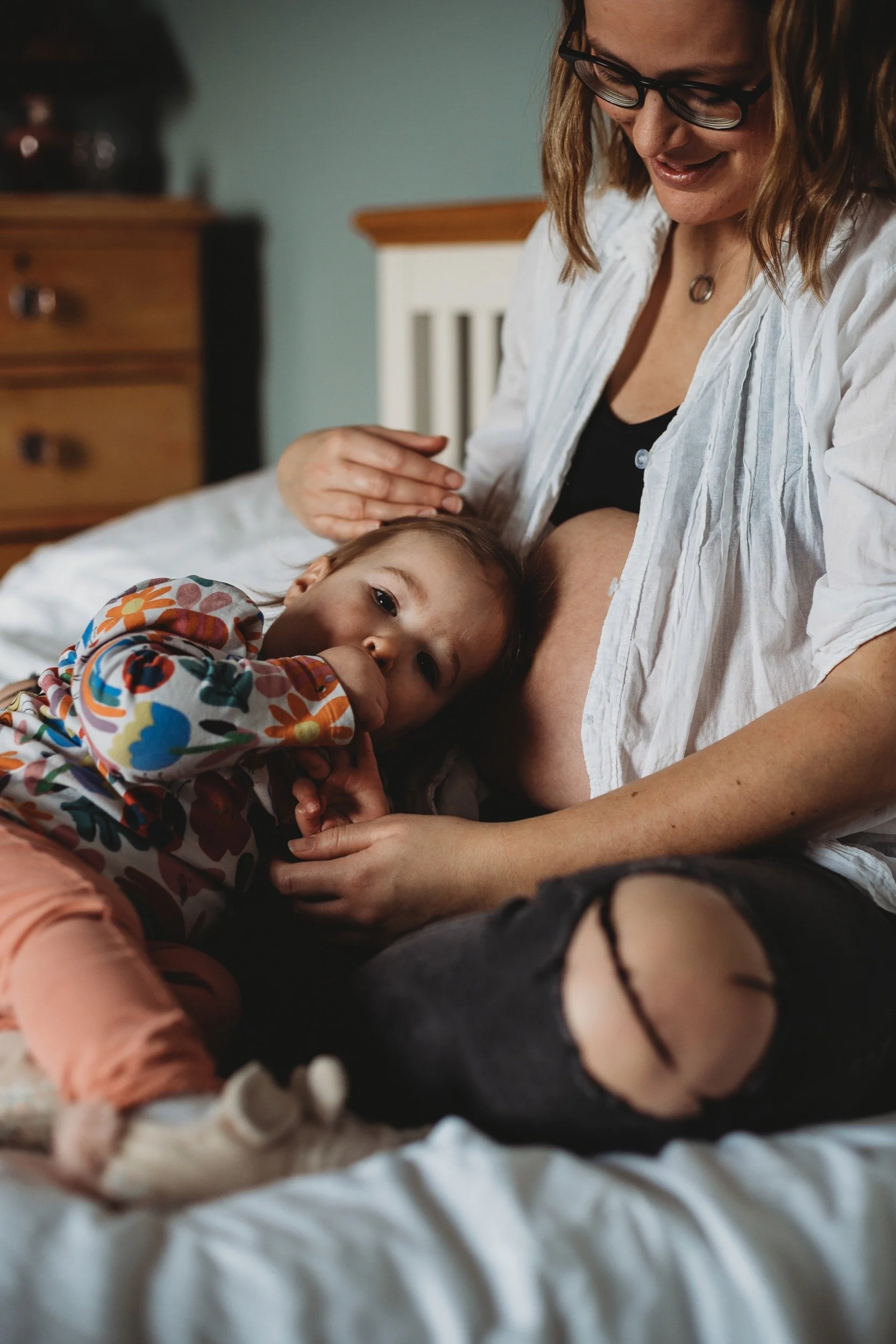 -bristol-somerset-clevedon-natural-maternity-at-home-session9- abigail-oliver-photography.jpg