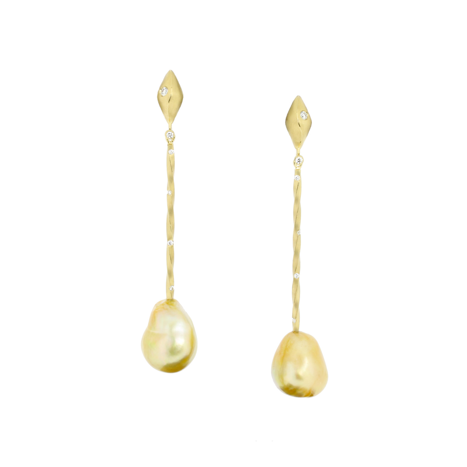 Oasis Wave Baroque Drop Earrings