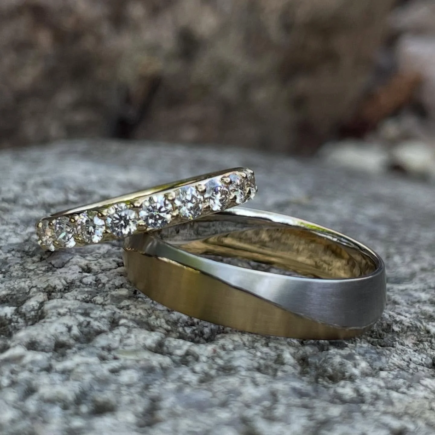 Rings of a love story ❤️ Custom design wedding bands ❤️ As special as the couple they were made for