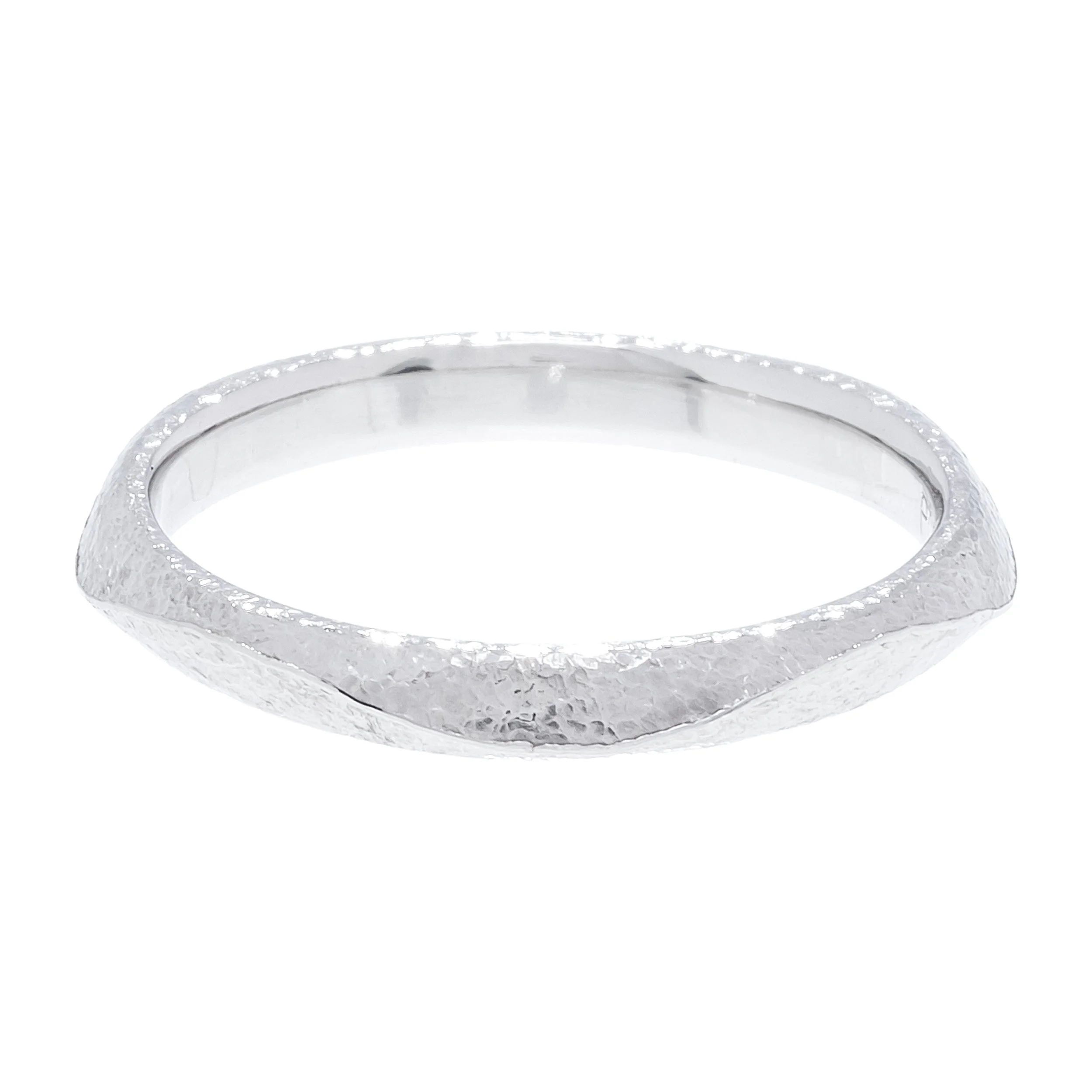 Platinum Wave Band Ring – 2.3mm Wide
