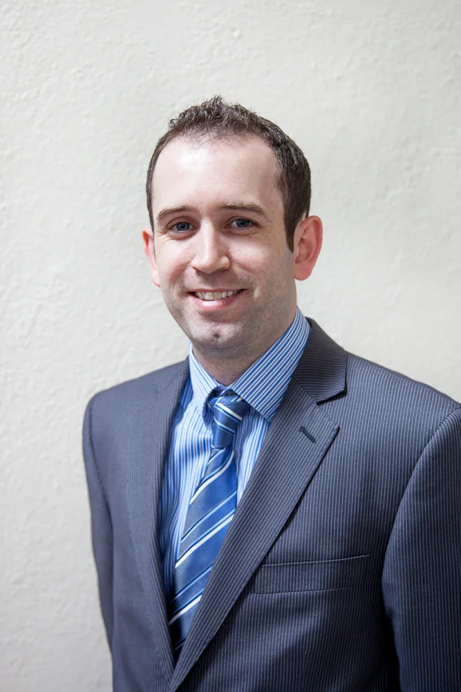 NIALL BARRETT - DIRECTOR