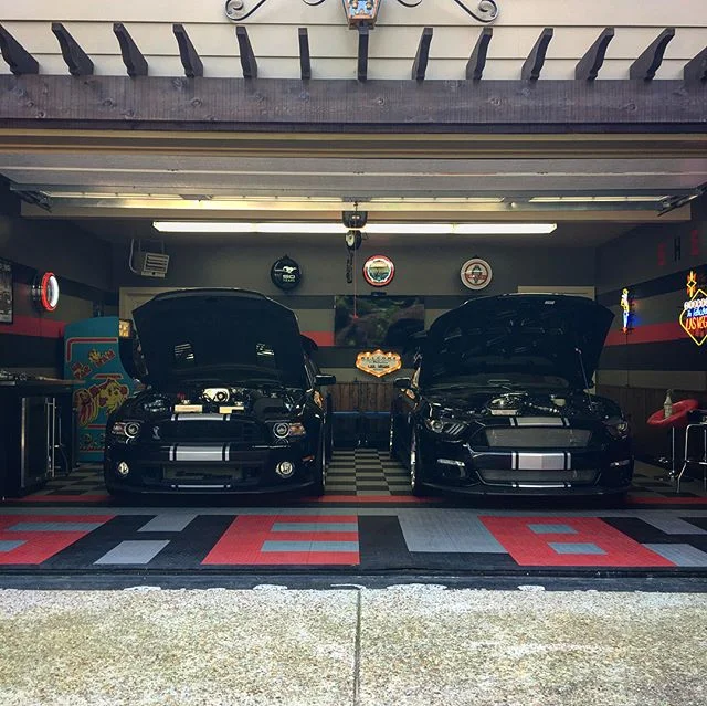 Sometimes near perfect isn’t good enough. We had the pleasure of bringing a 2013 and 2017 Mustang Super Snake back to Perfect. 5-Stage paint correction and complete engine detail. #shelby #ford #mustang #supersnake #850hp #750hp #detailing #detailersofinstagram #detailersunite #detailersden #paintcorrection #perfectpaint #blackonblack @detailersden @detailersunite @detailersdelight @ford @shelbyperformance @fordmustang @detailingworldofficial @robbreport @dupontregistry
