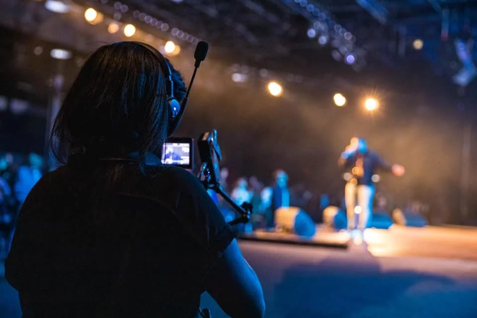 PHOTOGRAPHERPhotographers are responsible for capturing content during service and special events. This includes One Life, O-Kids, special events, services, and speaking engagements.&nbsp;