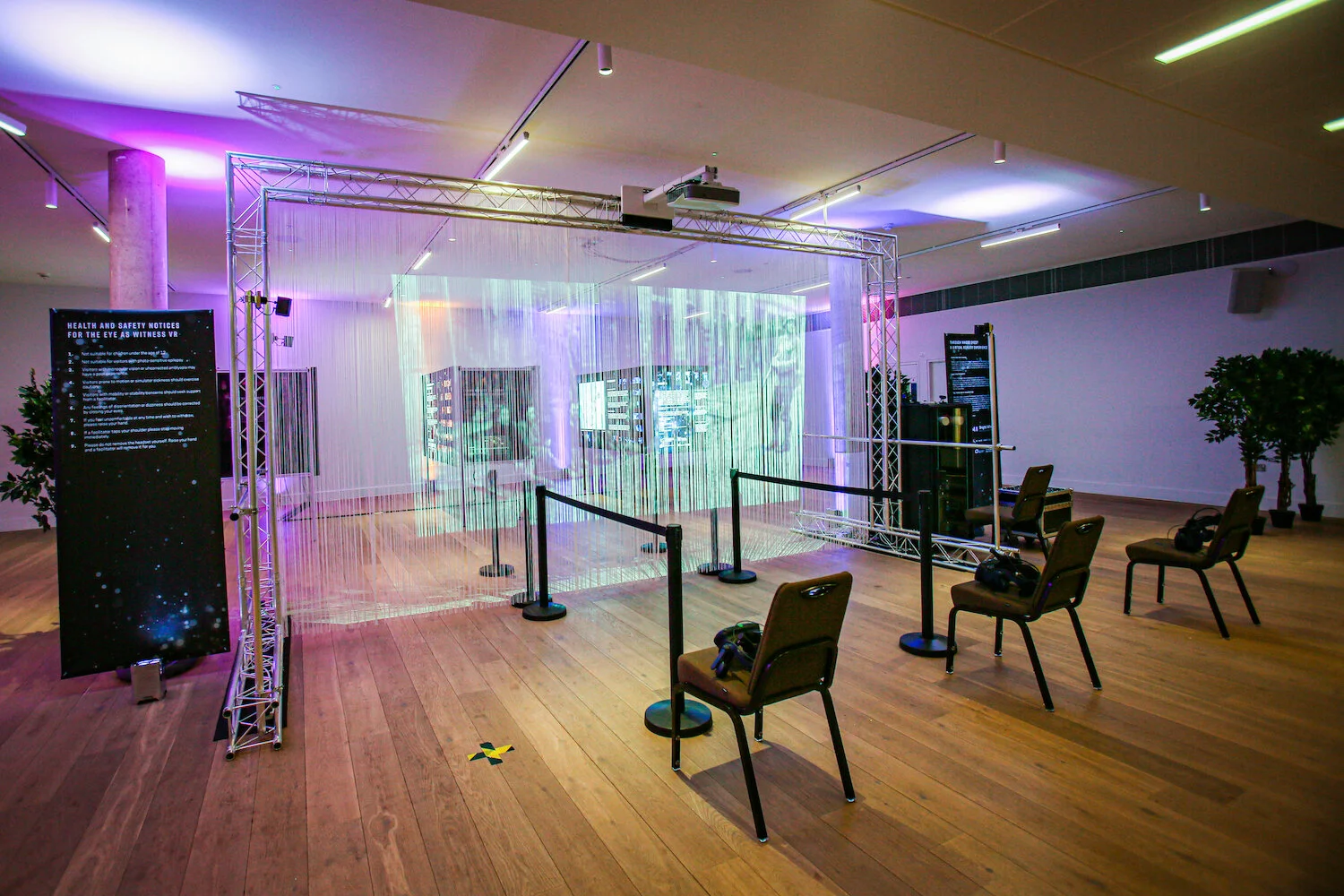  Almost all the exhibition is built from recyclable aluminium 