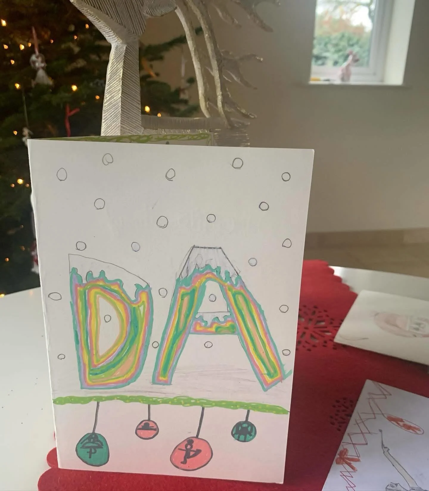 Not quite almost Christmas time but it IS time for the DA Christmas Card making competition. If you want to take part in the comp then pick up some card from Miss Sam&rsquo;s desk on the way out and get creative. The cards will be hung in the studio 