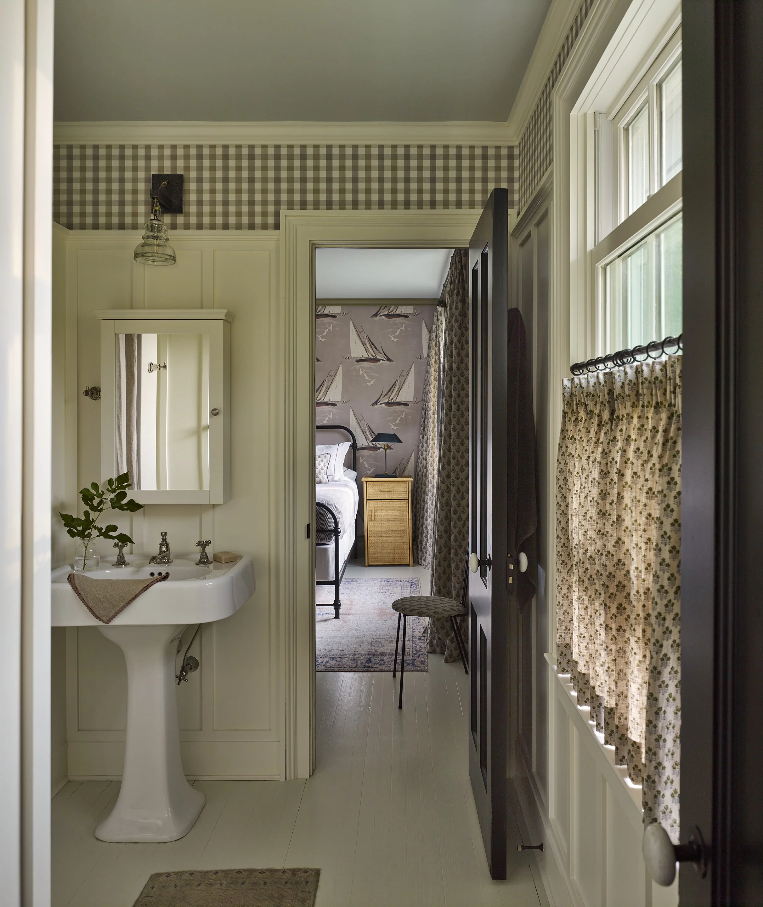 95 South Howells Point_1_photo Peter Murdock.jpg