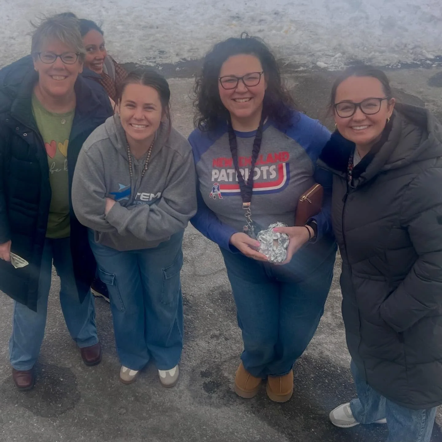 Public Schedule:
-2/14 @chelmsfordwinterfarmersmarket 160 Pine Hill Rd. 10-1PM
-2/15 @dtlfarmersmarket @hivepublicmarket 101 Paige St. 11-2PM