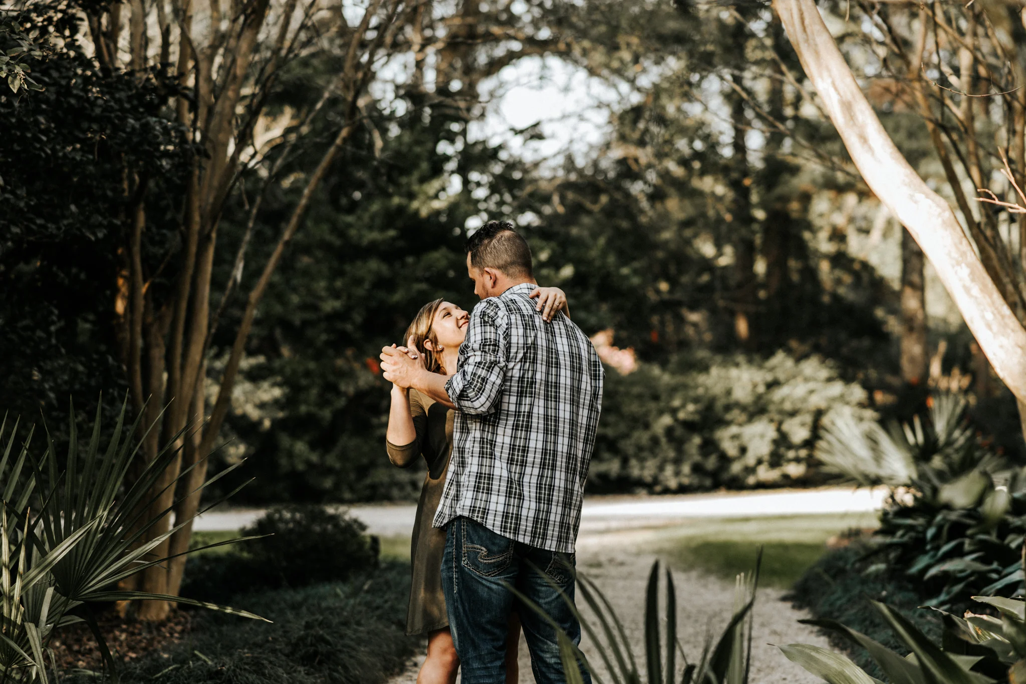 Windrush Gardens, LSU Rural Life Museum, LSU AgCenter Botanic Gardens Engagement Session in Baton Rouge, Louisiana by Magnolia and Grace Photography