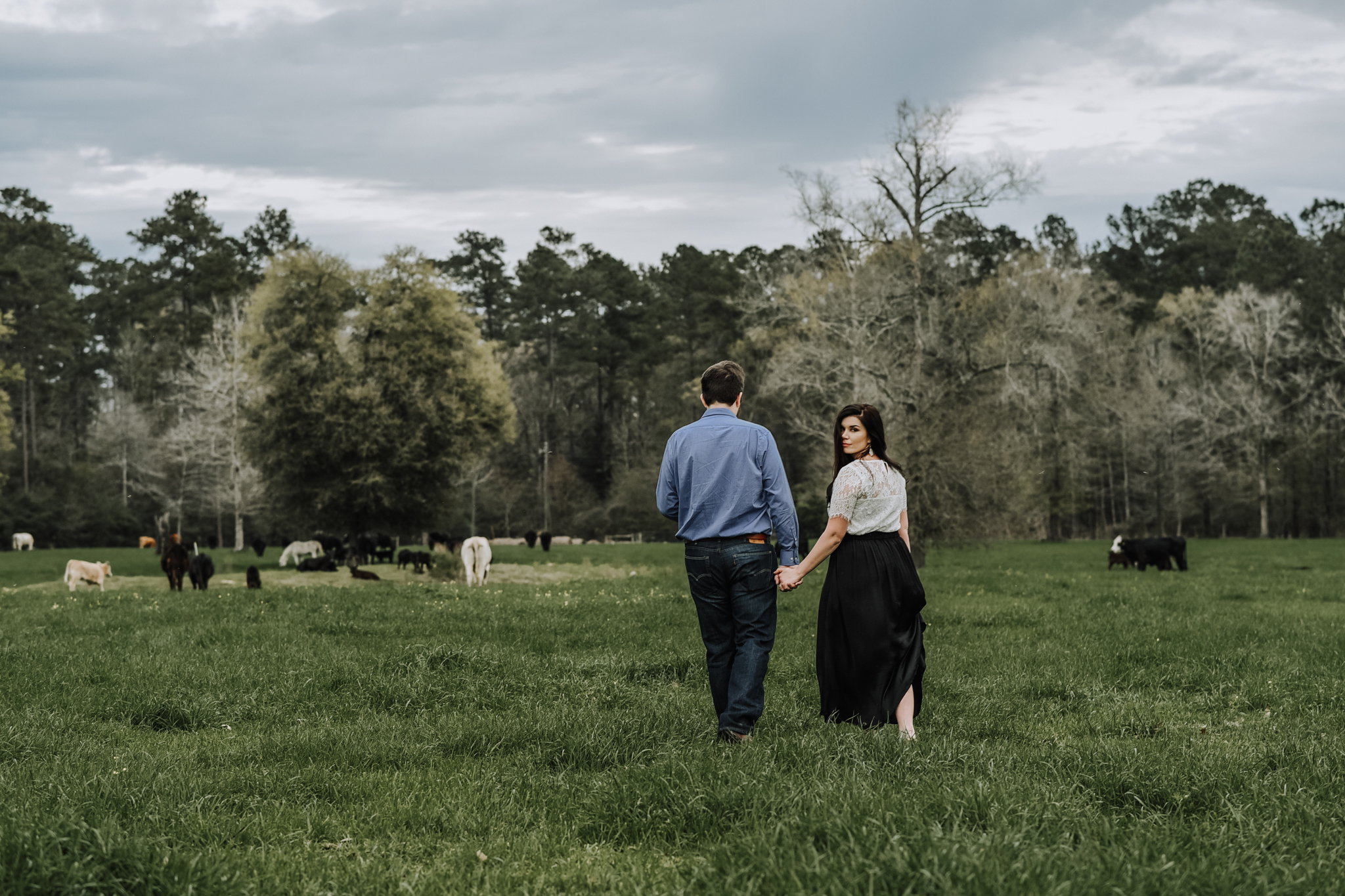Engagement Session on Country Land in Clinton, Louisiana by Baton Rouge photographer Magnolia and Grace Photography
