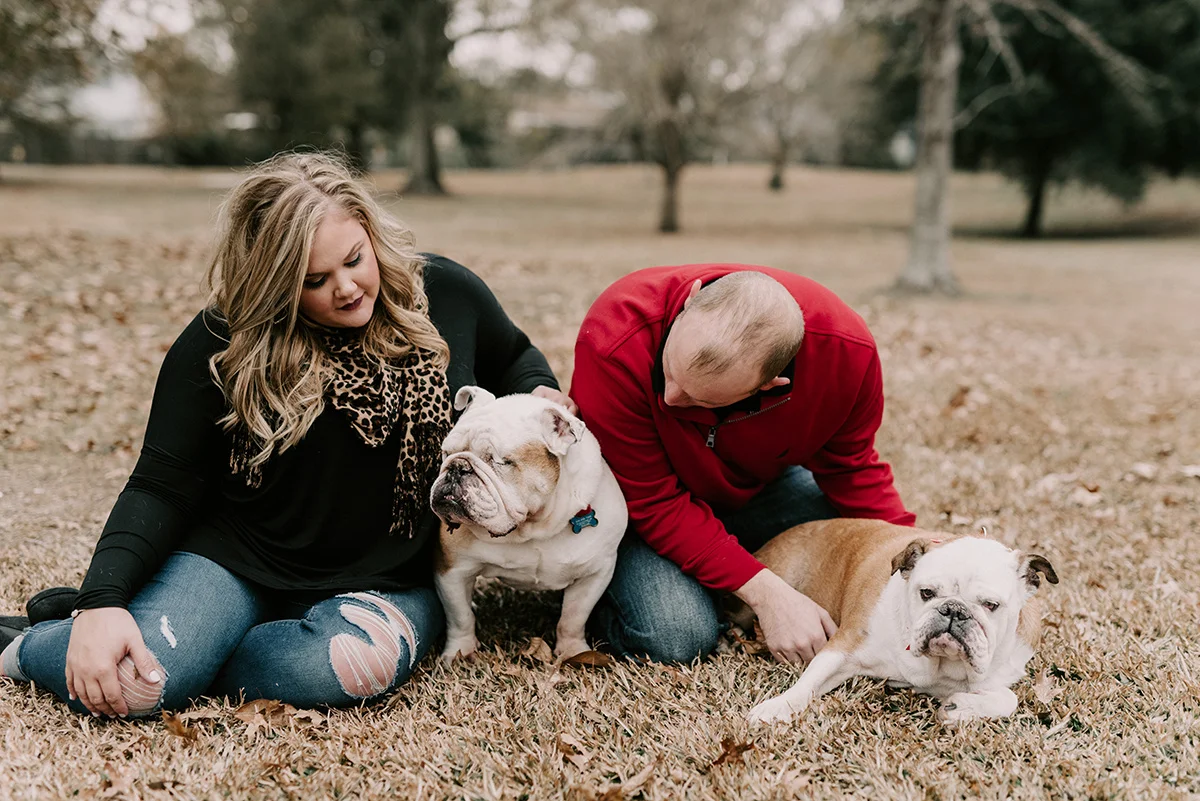 New Orleans, Louisiana Engagement Session at Lafreniere Park. Photographed by Baton Rouge Wedding Photographer, Magnolia and Grace Photography.
