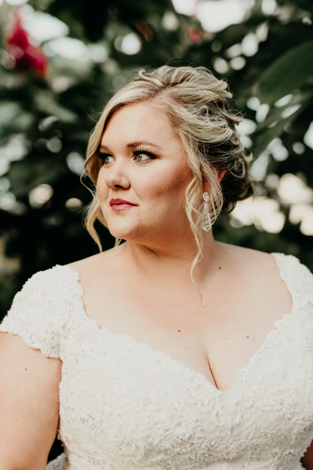 Bridal Session in City Park and New Orleans Botanical Garden in Louisiana. Photographed by Baton Rouge Wedding Photographer, Magnolia and Grace Photography.