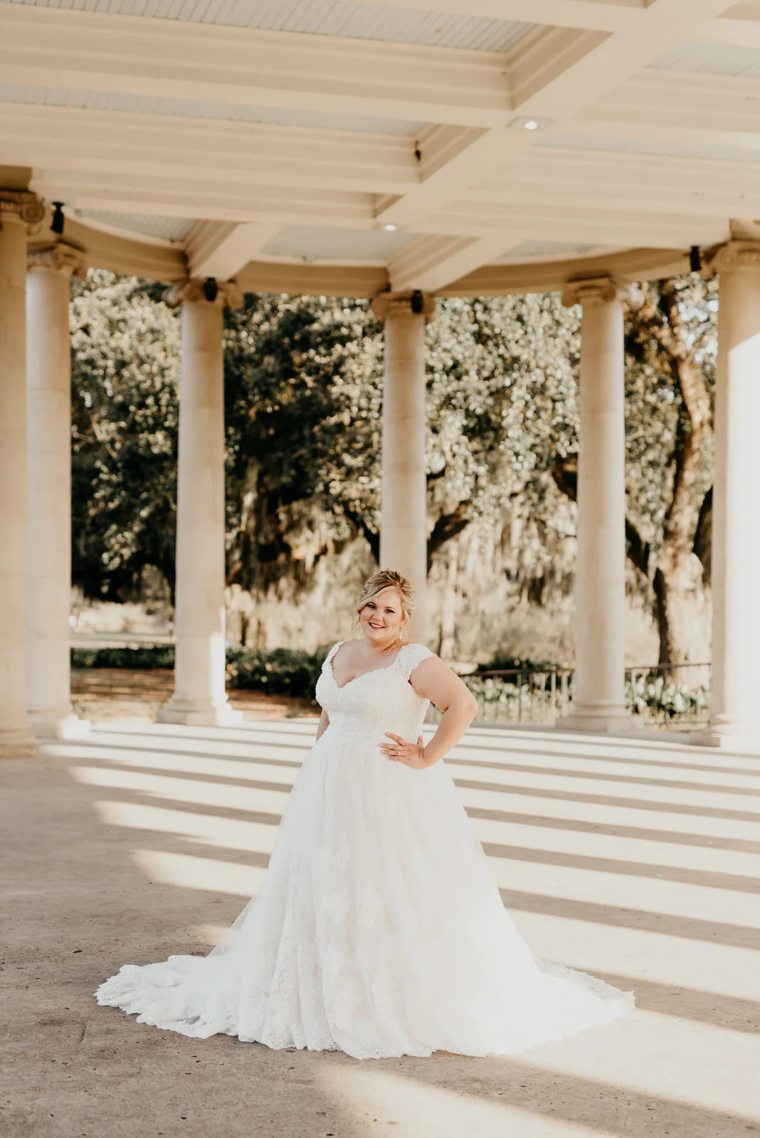 Bridal Session in City Park and New Orleans Botanical Garden in Louisiana. Photographed by Baton Rouge Wedding Photographer, Magnolia and Grace Photography.
