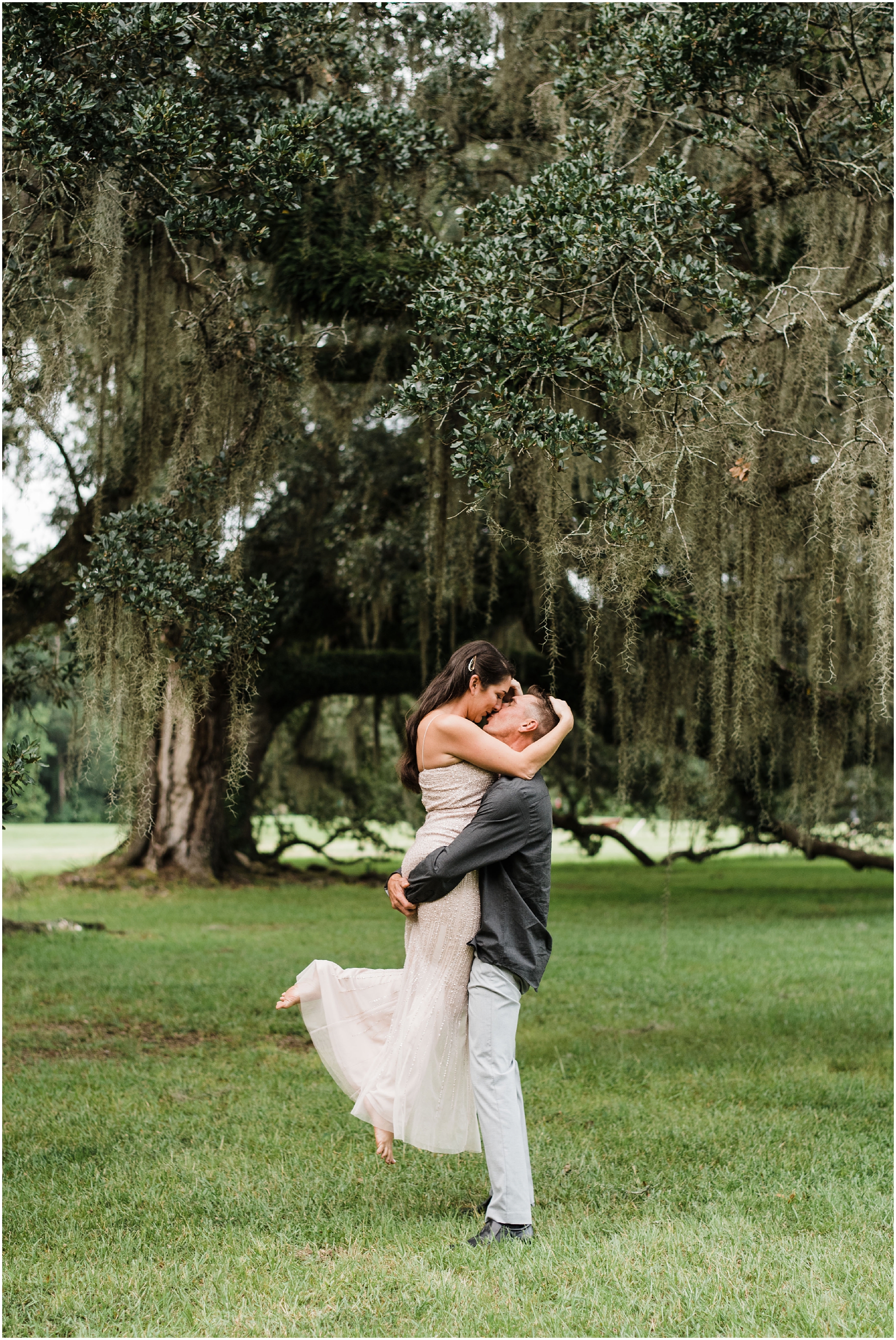 A Wedding Elopement under Oak Trees photographed by Taylor Hubbs Photography located in Baton Rouge, Louisiana. Taylor Hubbs Photography is a Lifestyle Family, Children, and Wedding Photographer that services southern Louisiana.