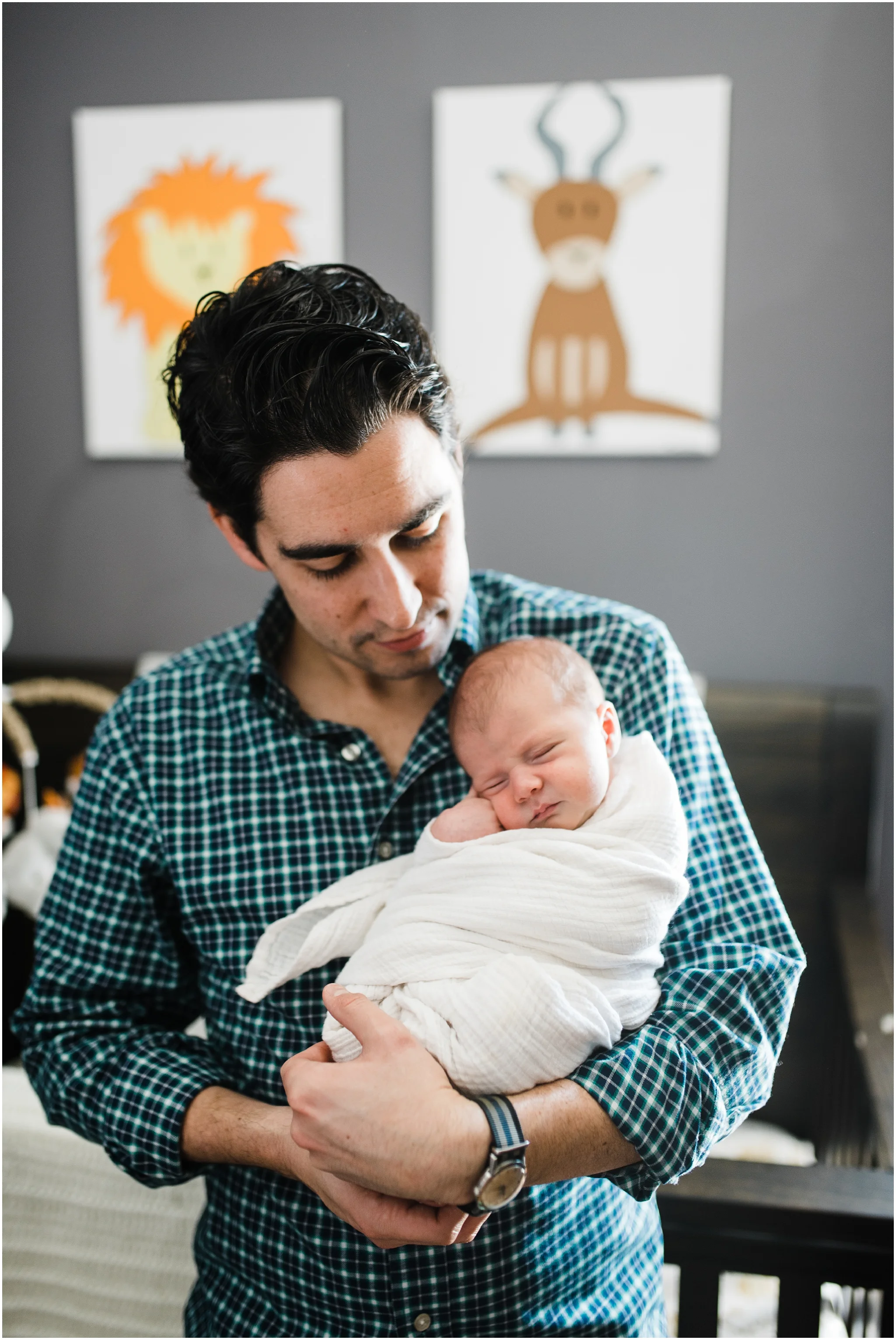 Baton Rouge Lifestyle In Home Newborn Session photographed by Taylor Hubbs Photography, a family, maternity, children, and newborn photographer.