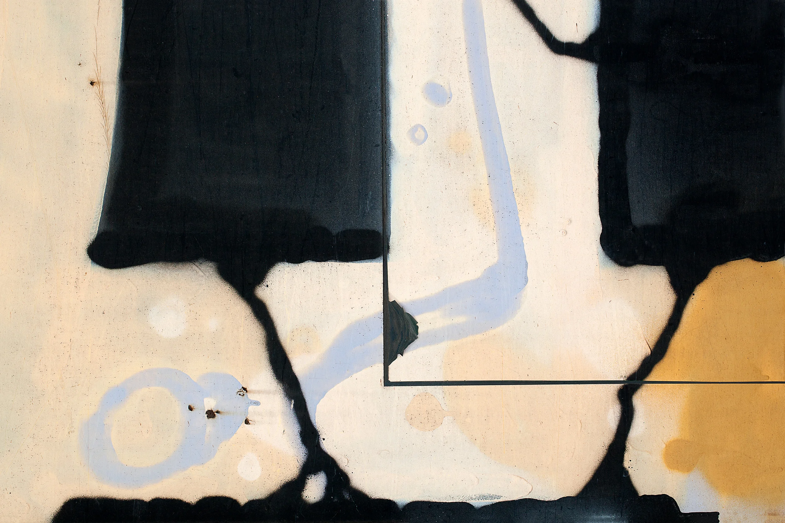 Graphic-Blk-Blue-Cream-Abstract-Graffiti-Train_39935.jpg