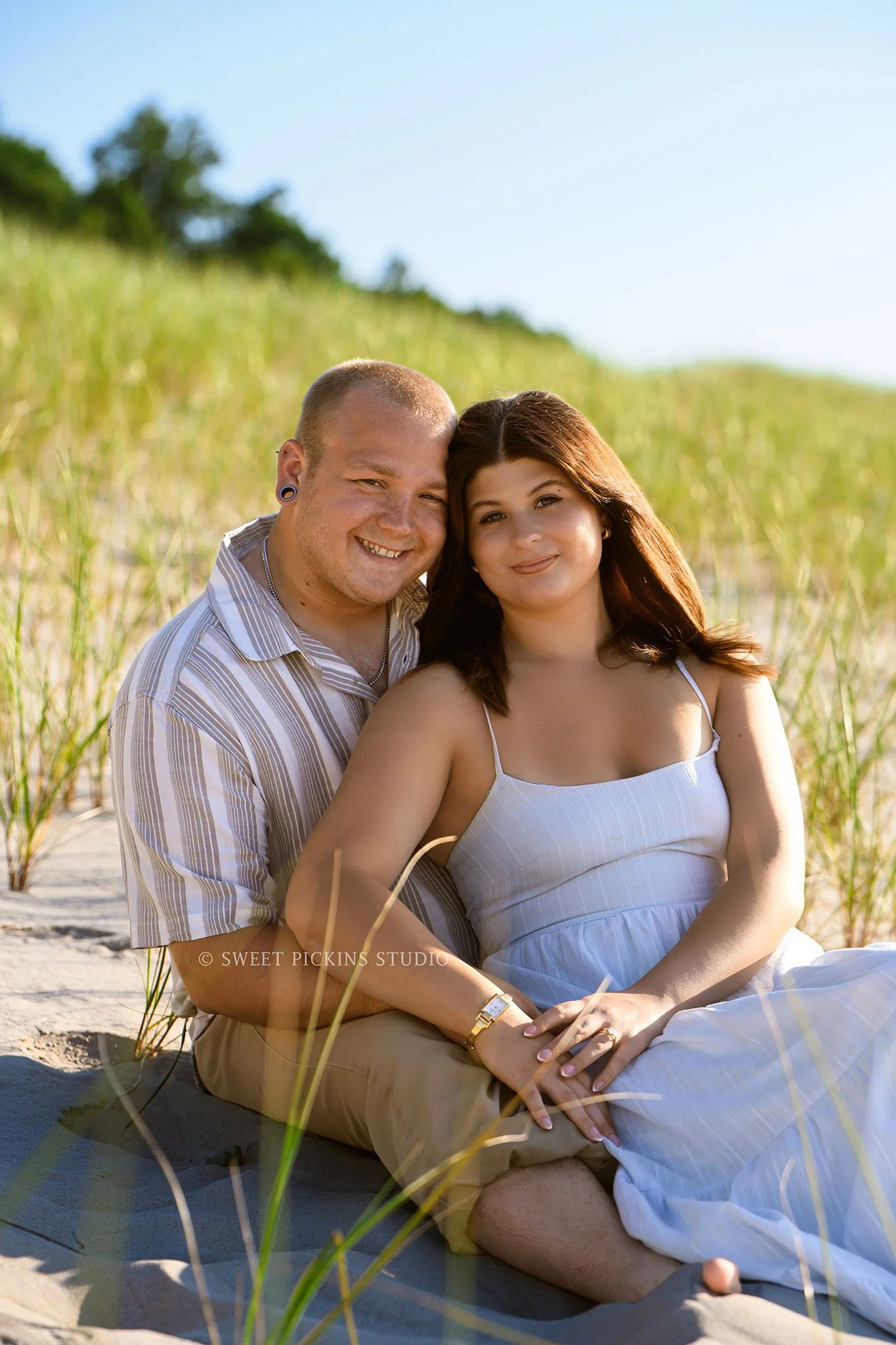 Beach Engagement Photography at Lake Michigan for Couple by Sweet Pickins Studio photographer Amanda Wilson ©