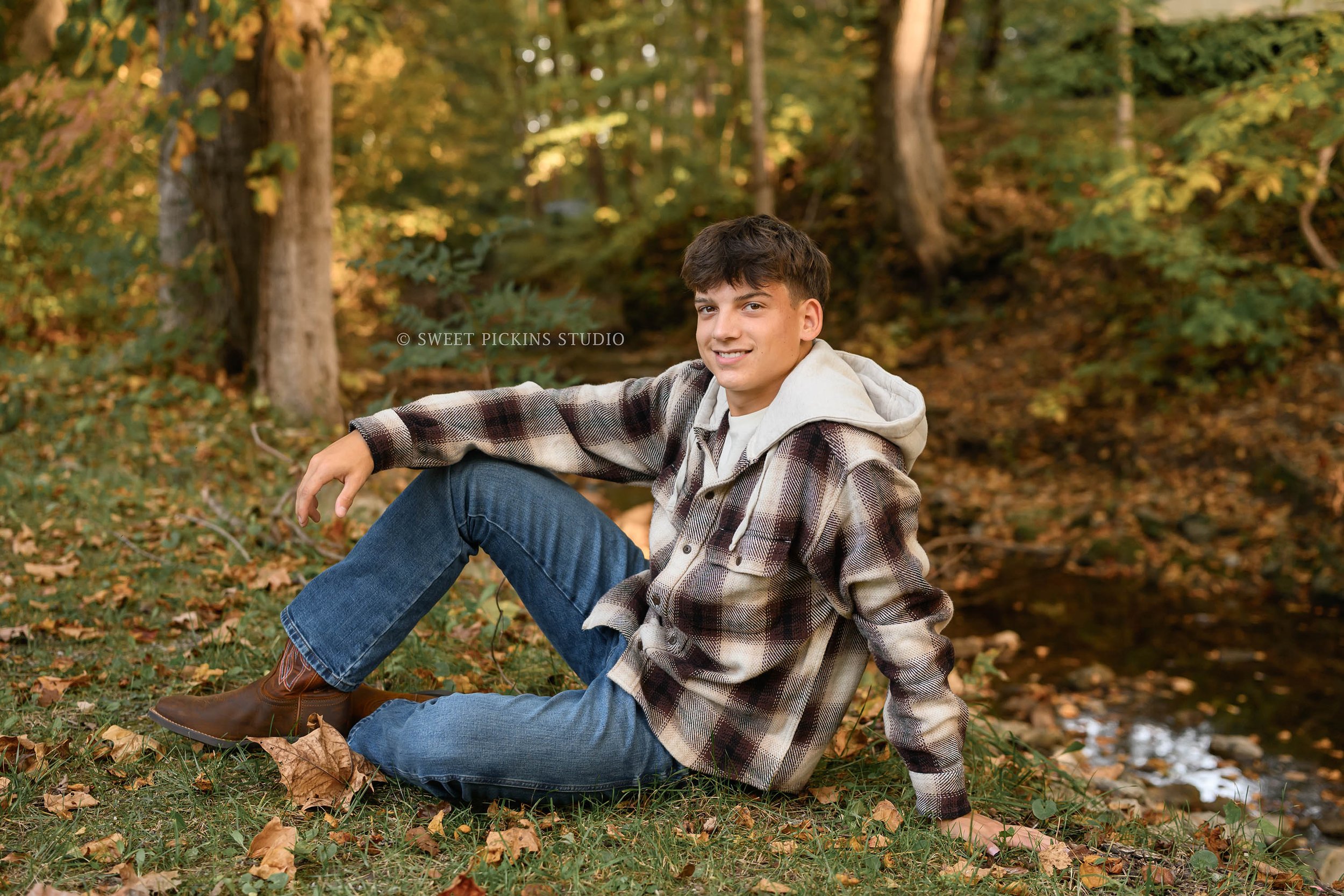 Cohen’s Peru, Indiana Fall Senior Portrait Photography