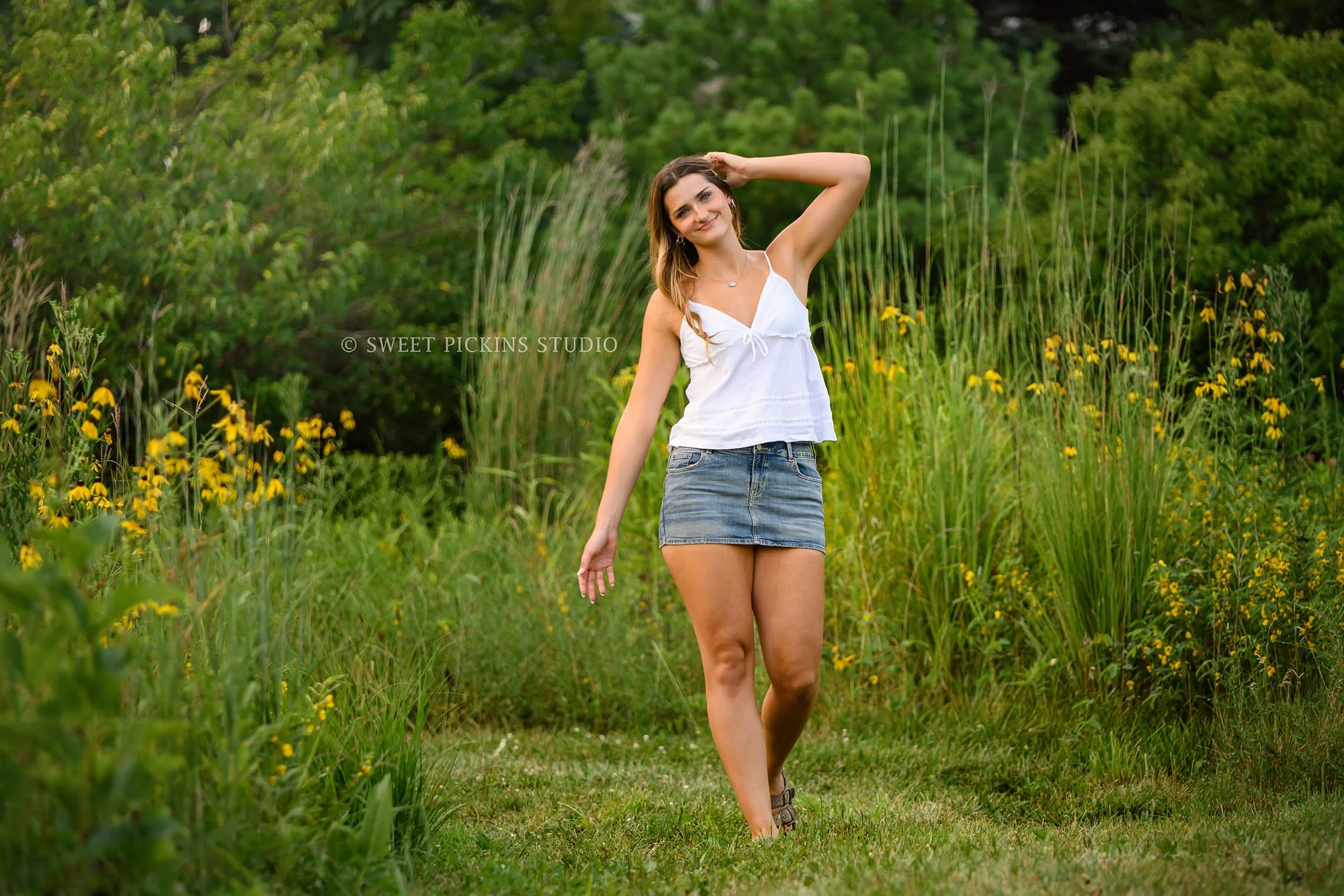 Lilly | Class of 2027 Senior Portrait Photography in Flower Field in Summer by Sweet Pickins Studio senior photographer Amanda Wilson ©
