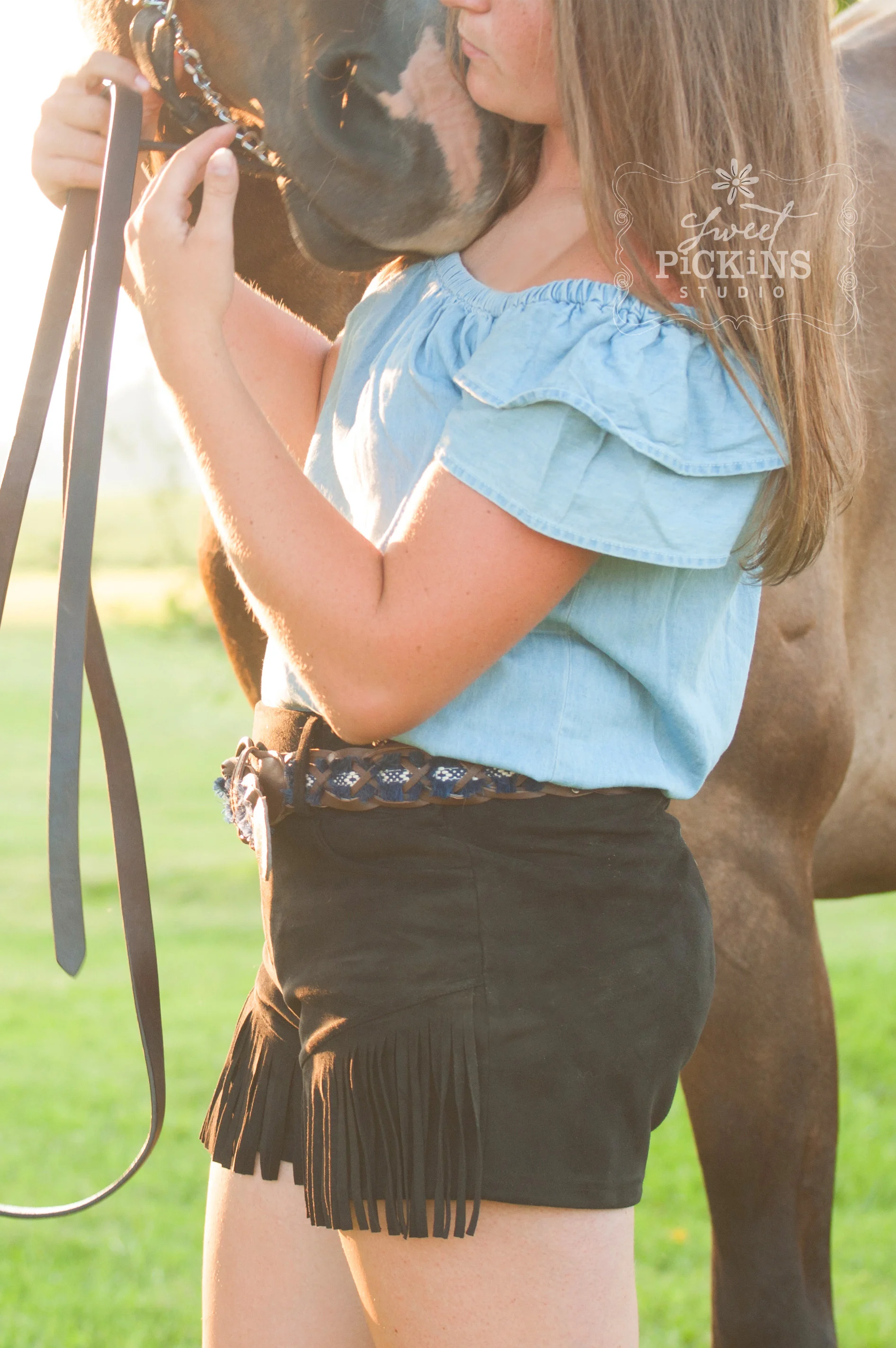 Peru, Indiana Horse Lifestyle Photography Session by Sweet Pickins Studio