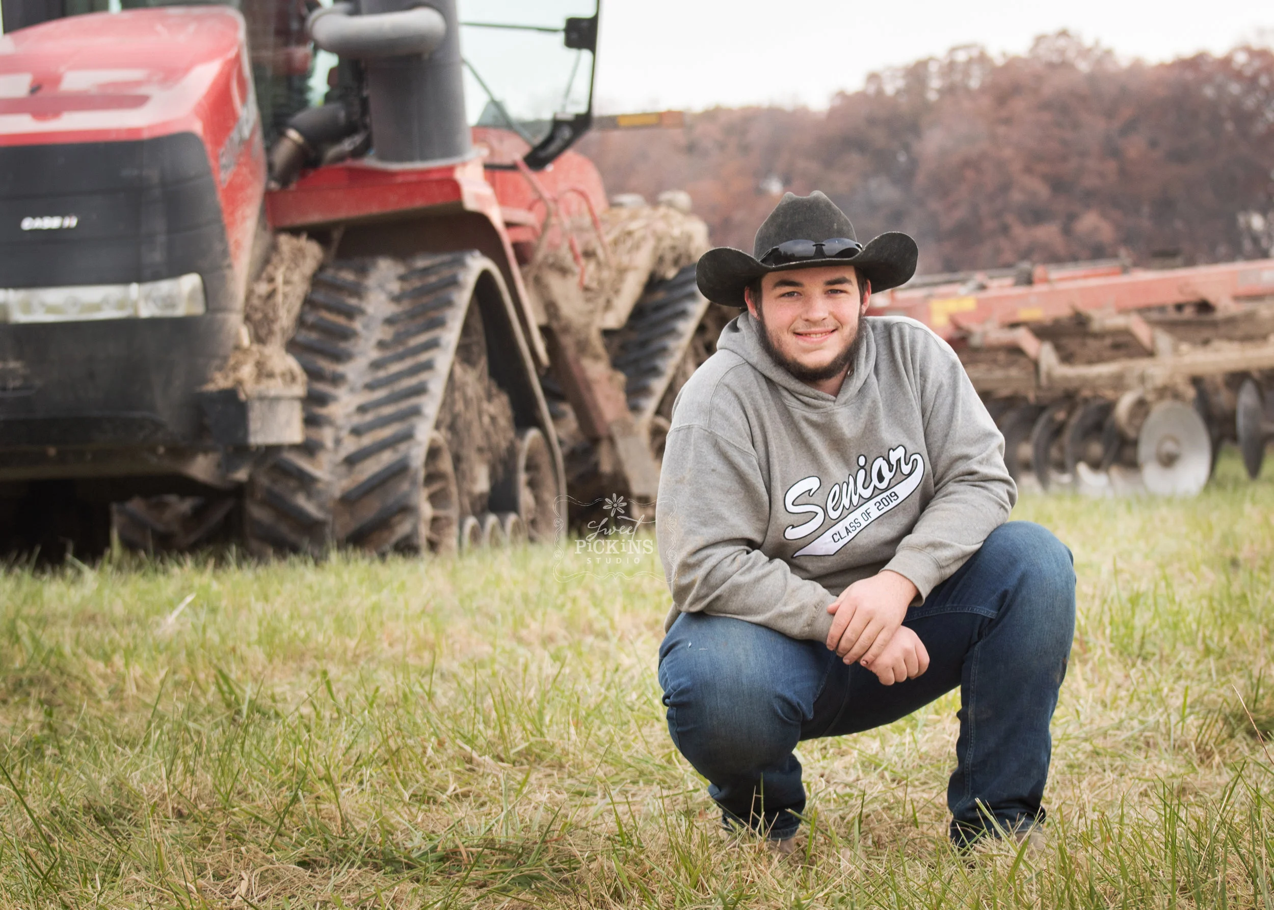 Farm Senior Portrait with Case IH Quad Trac Tractor in field | Huntington, Indiana Class of 2019
