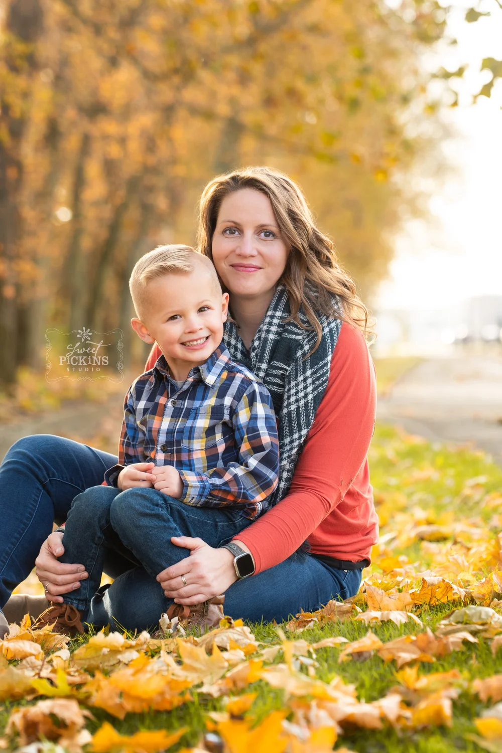 The Bergs | Family Session | Riverwalk Peru, Indiana — Sweet Pickins ...