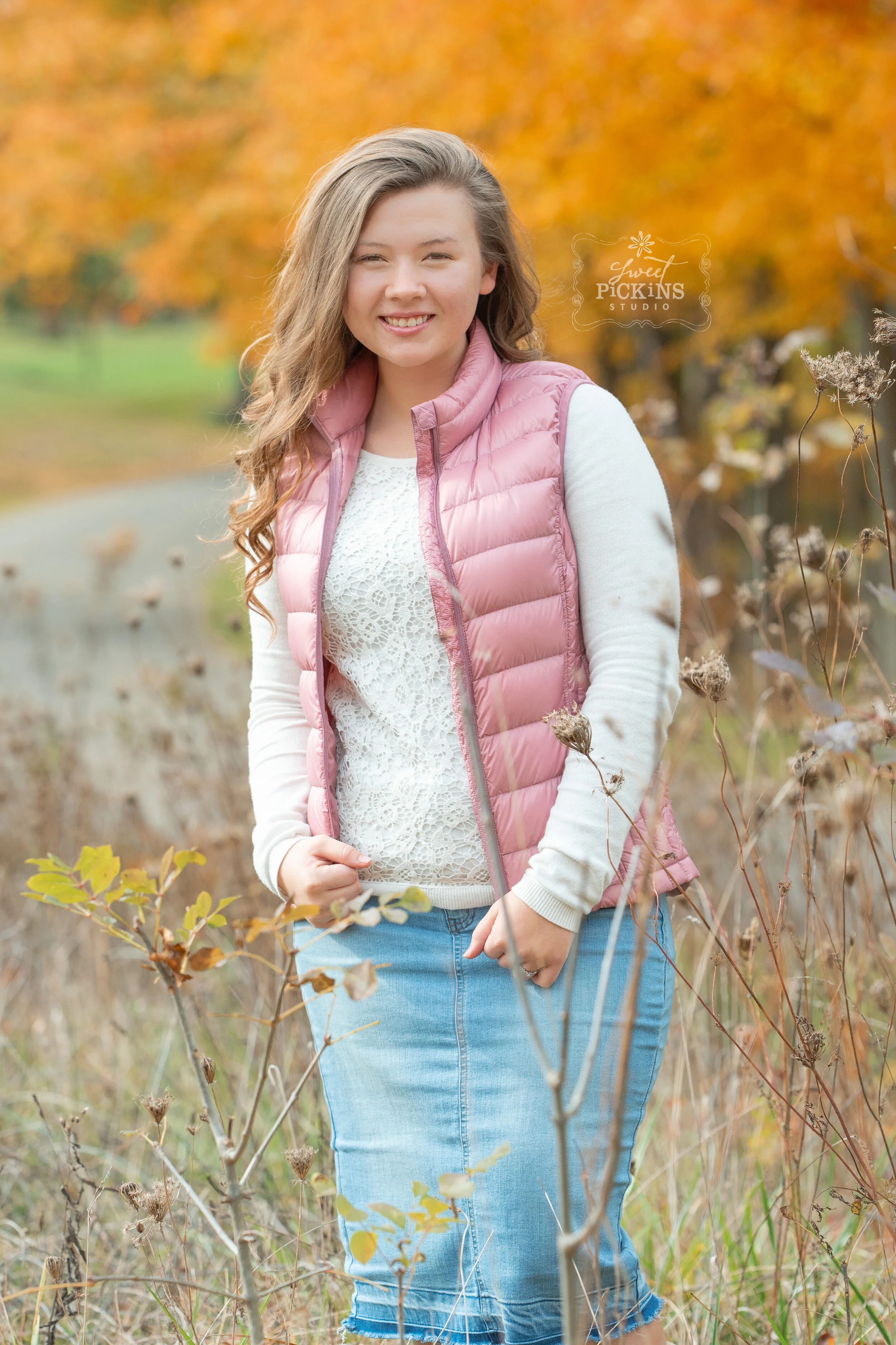 Fall Foliage Senior Photography Session (Copy)