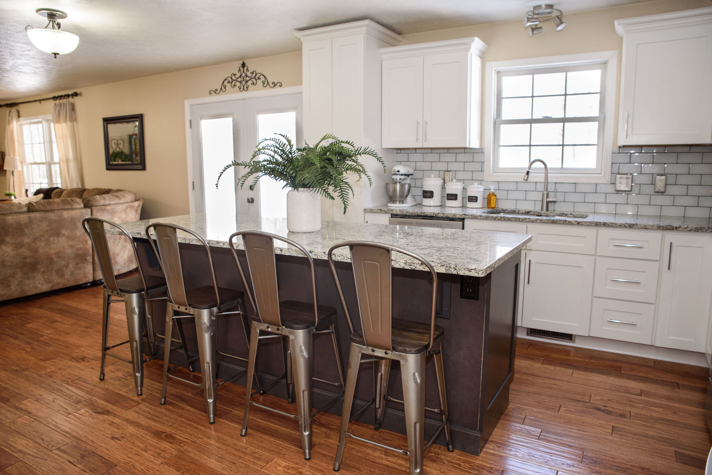 Kitchen Real Estate Photography with Island Bar