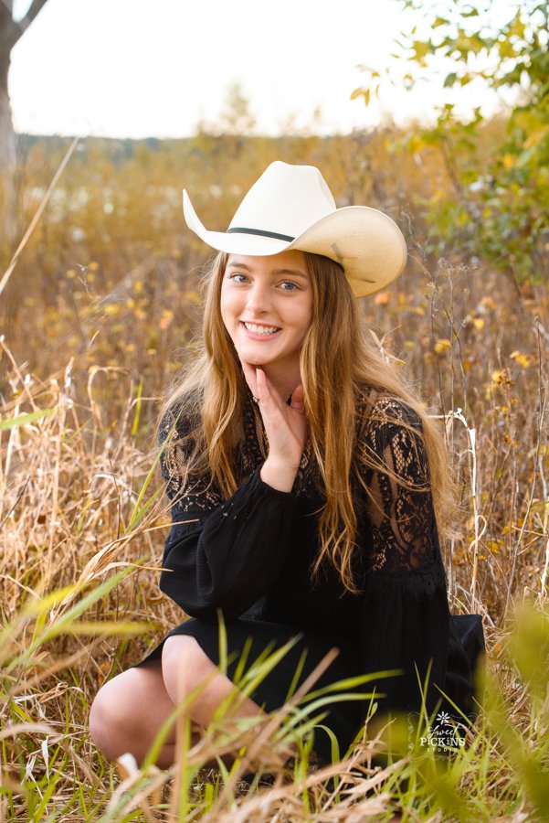Western Fall Senior Photography (Copy)
