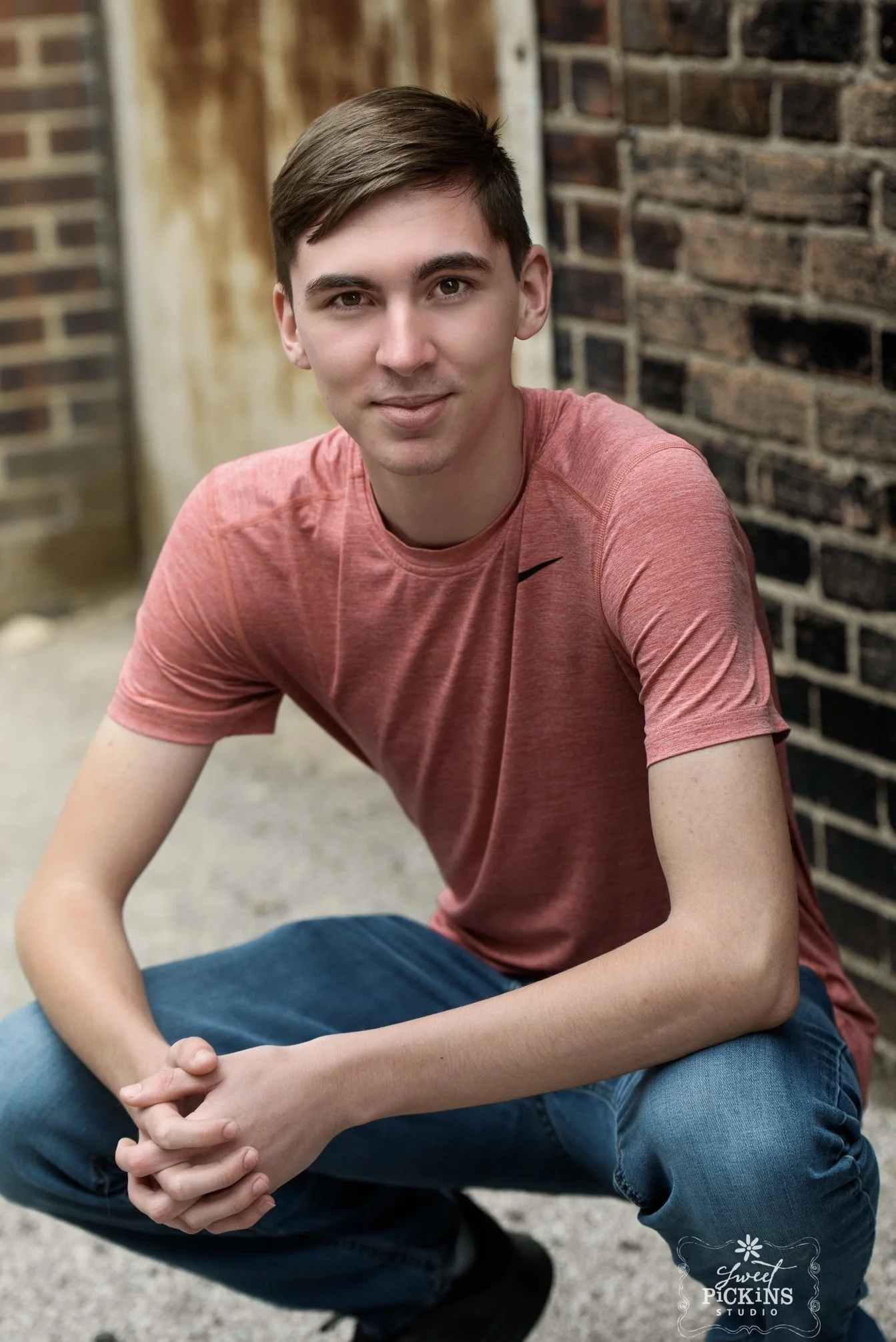 Central Indiana Senior Photographer for Guys (Copy)