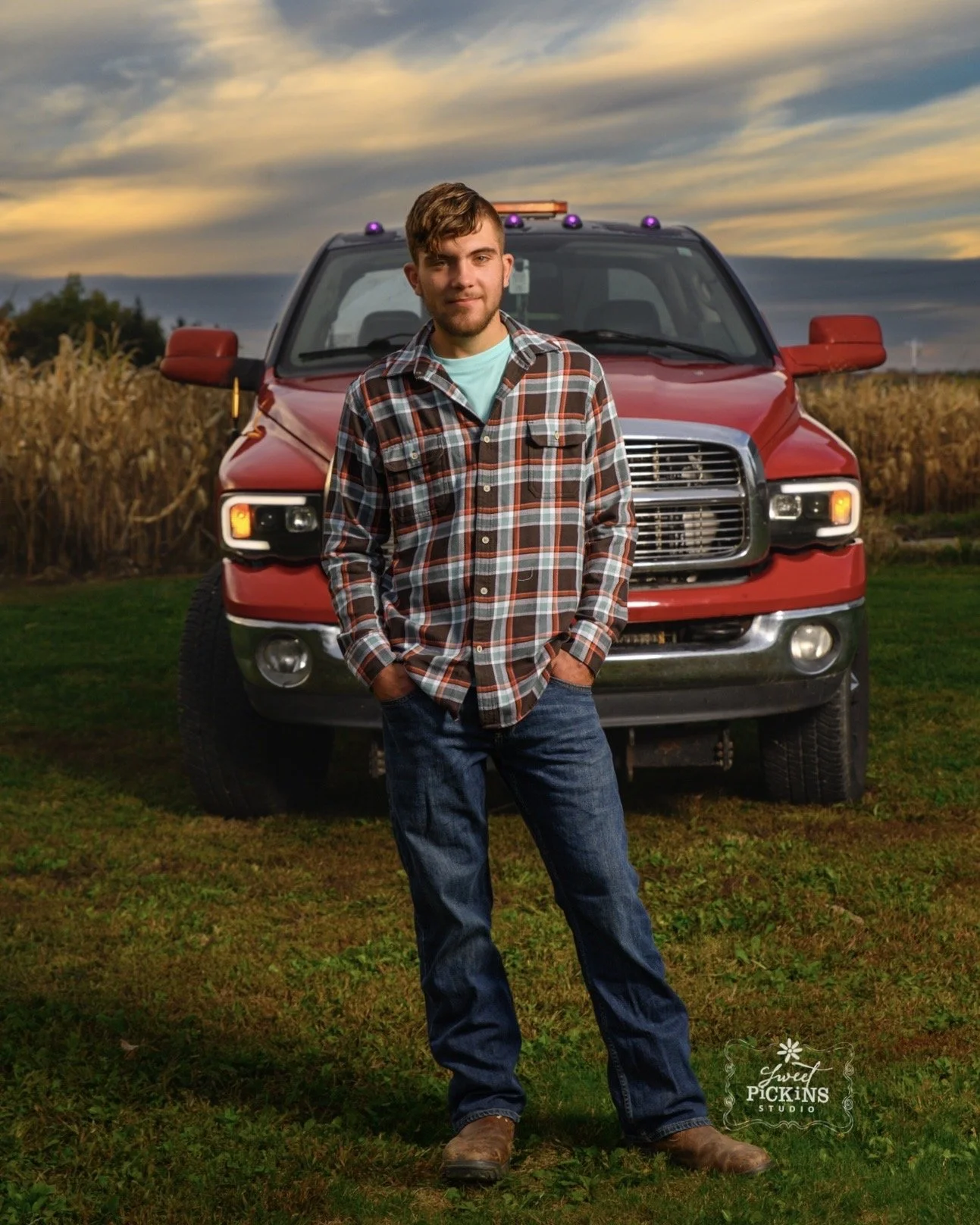Indiana Senior Guy Photography with Truck (Copy)